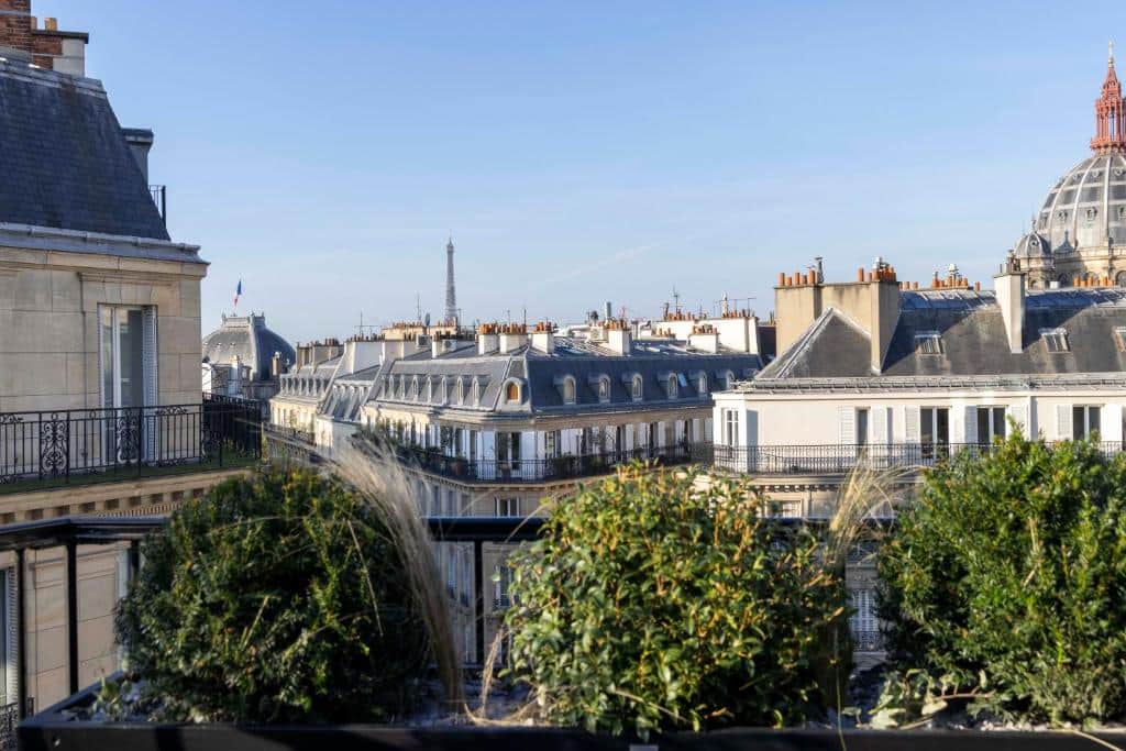 Hôtel le 12