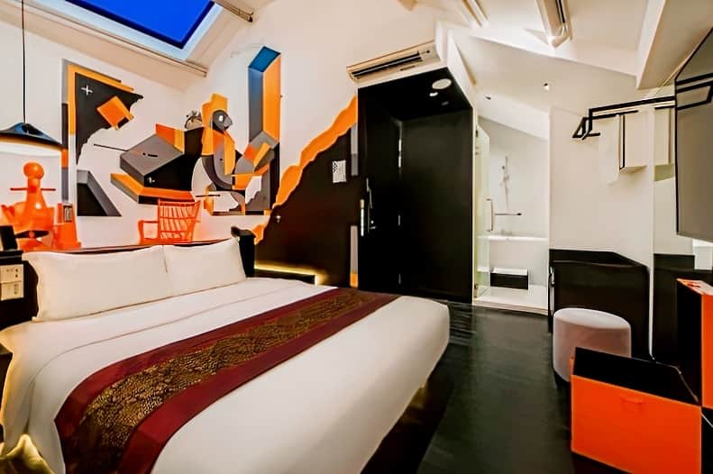 Hi Hotel
