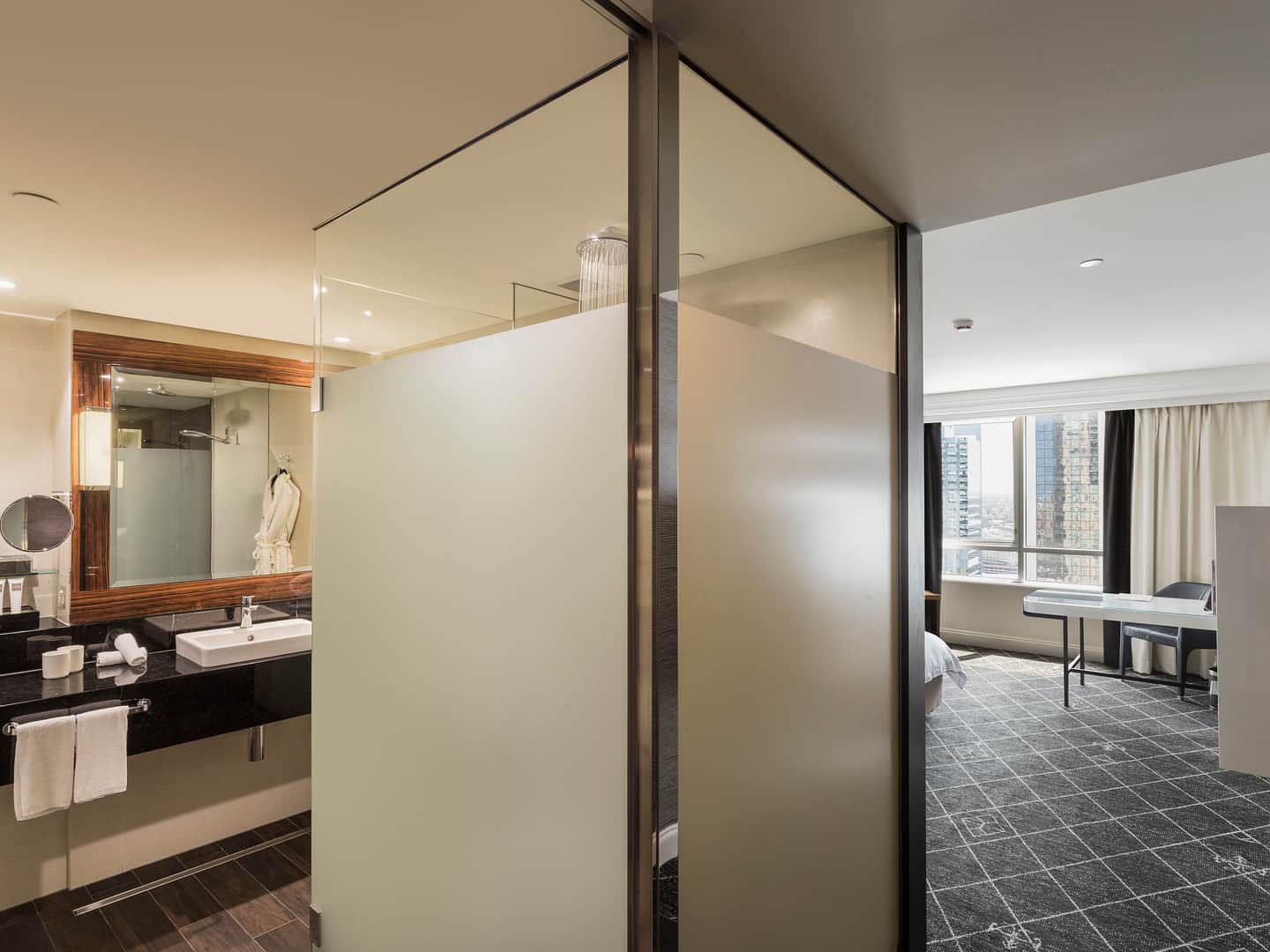 Swissôtel Sydney