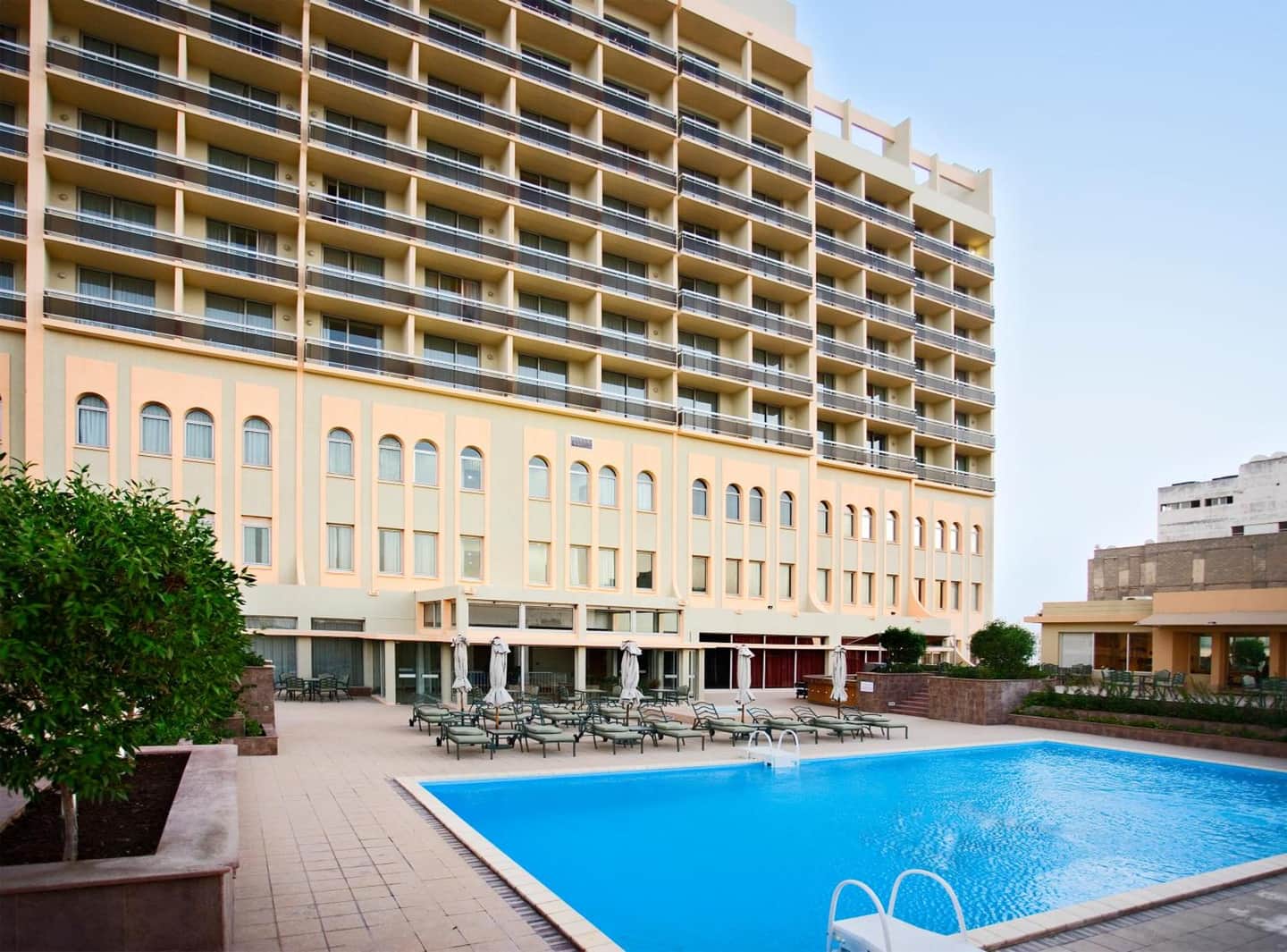 Treffen House Hotel