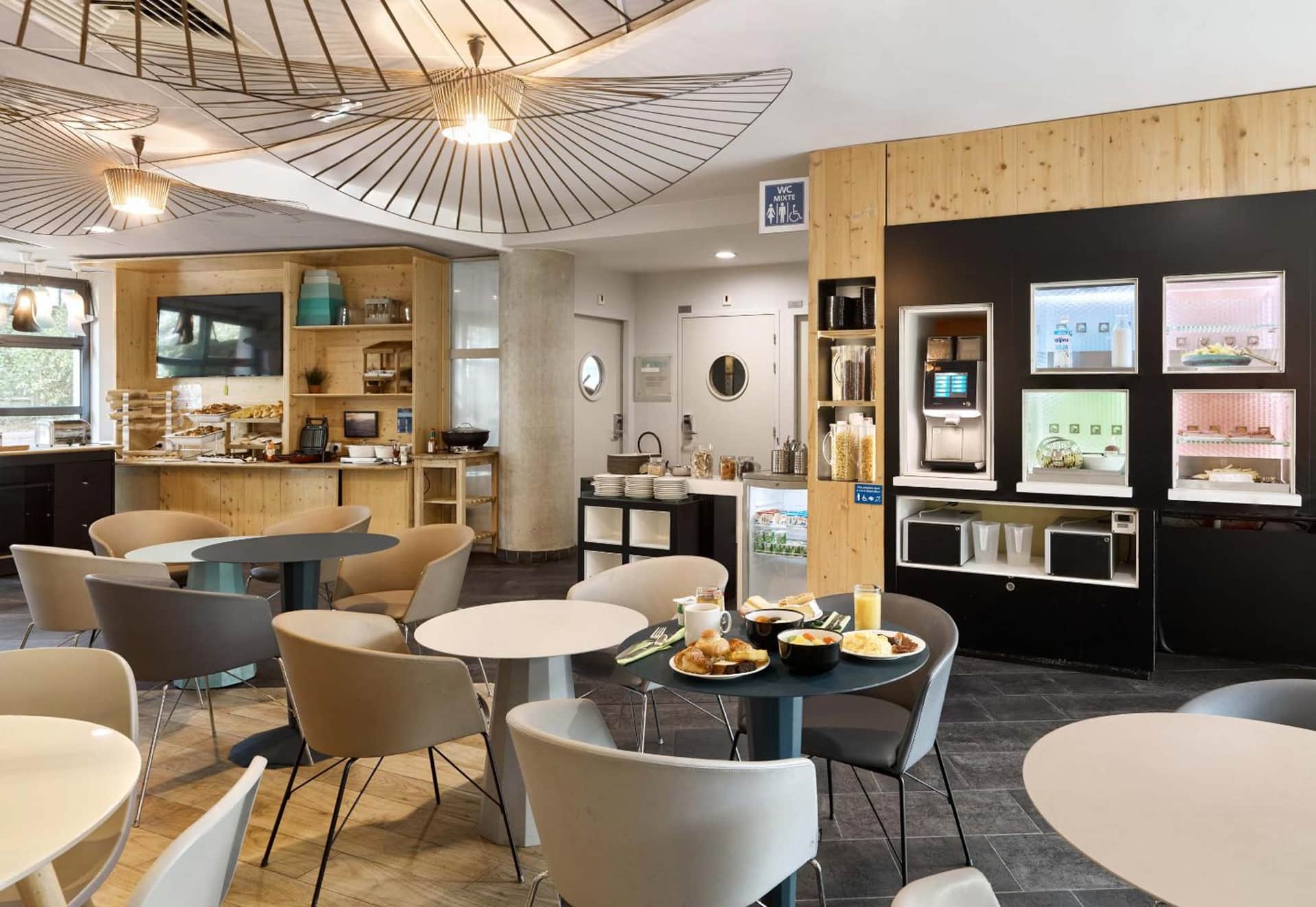 B&B HOTEL Vélizy Est