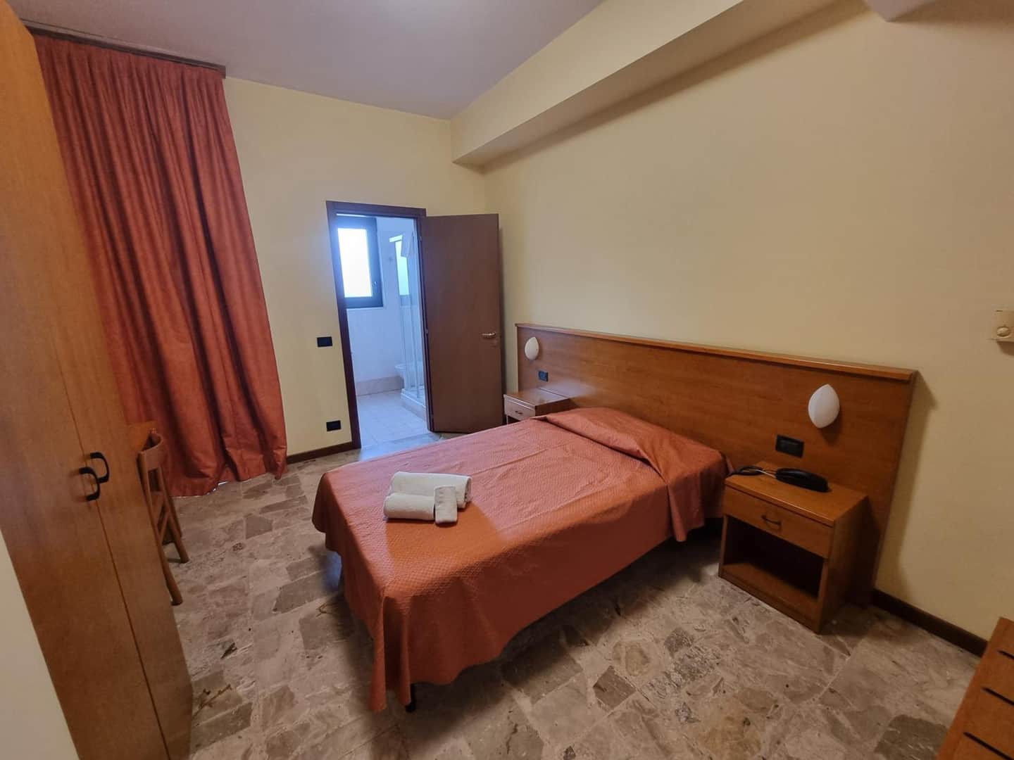 Hotel Aba