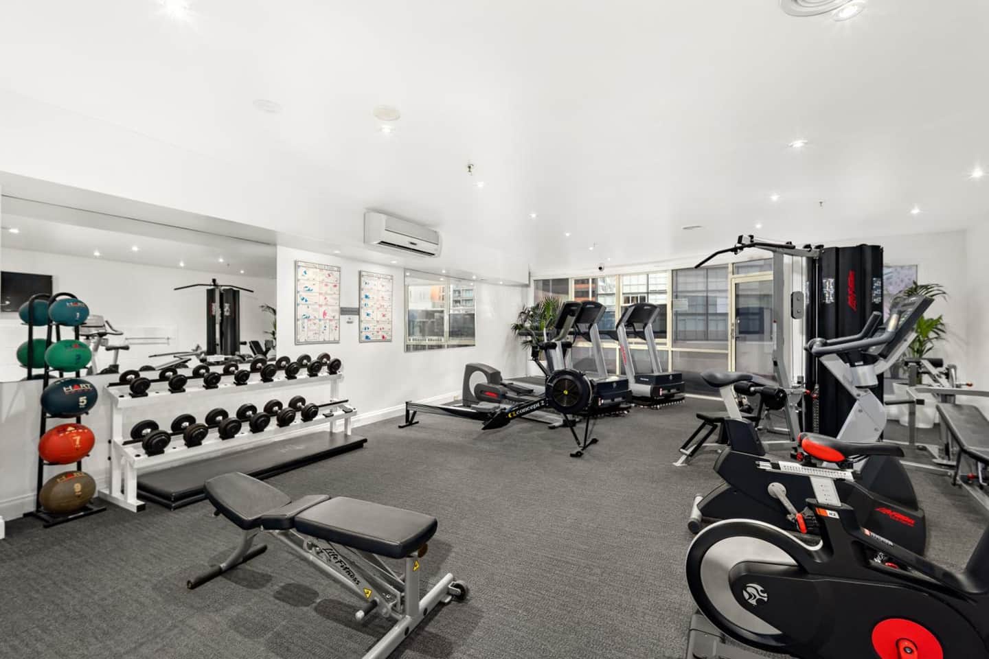 Melbourne City Suites