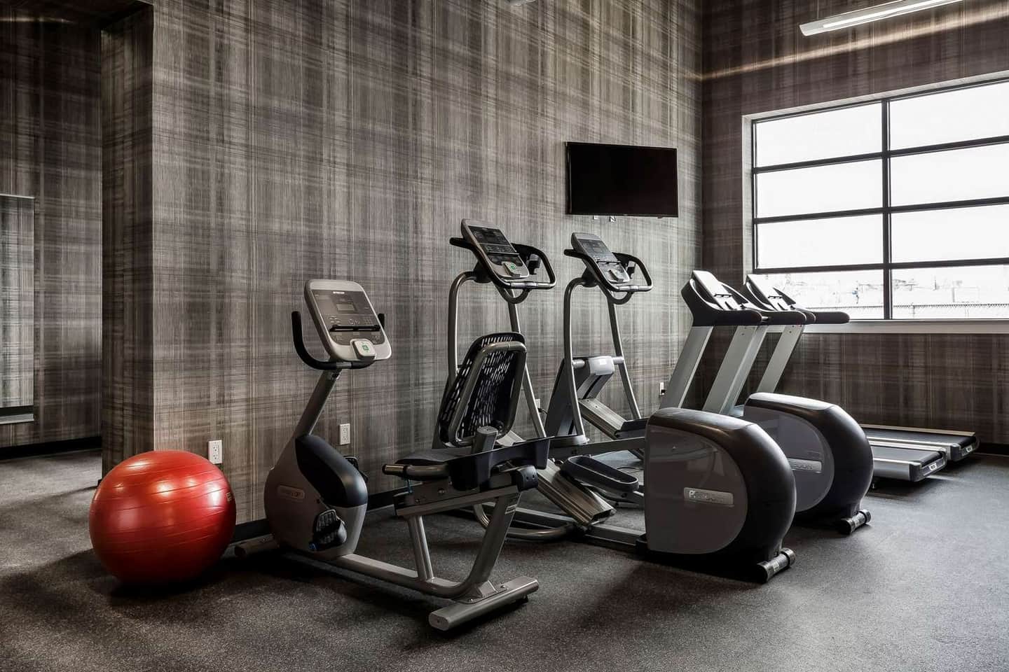 enVision Hotel Boston-Everett
