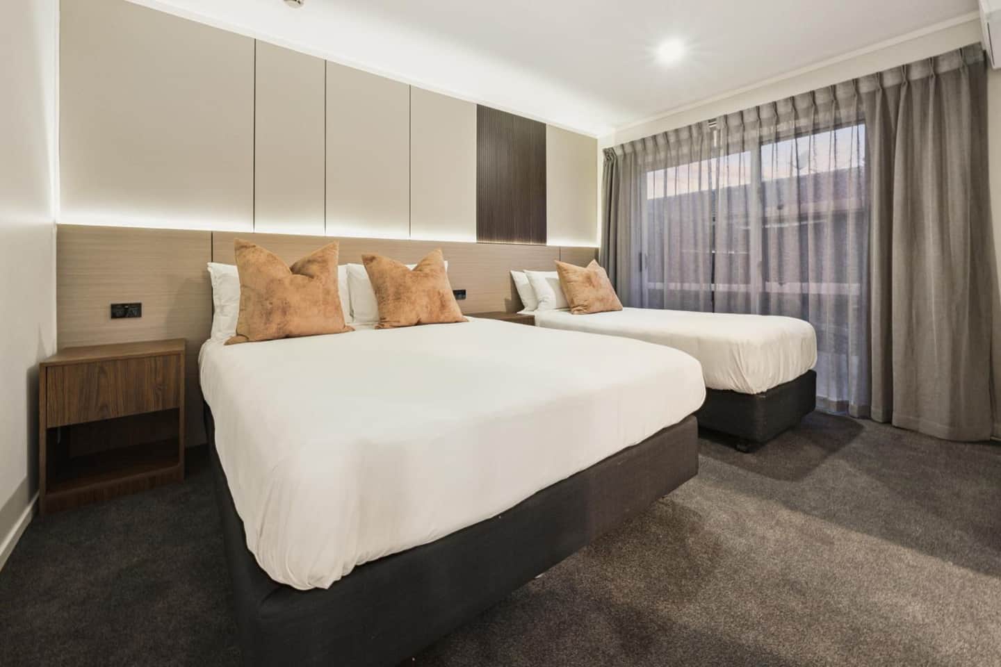 Aroha Motel & Apartments