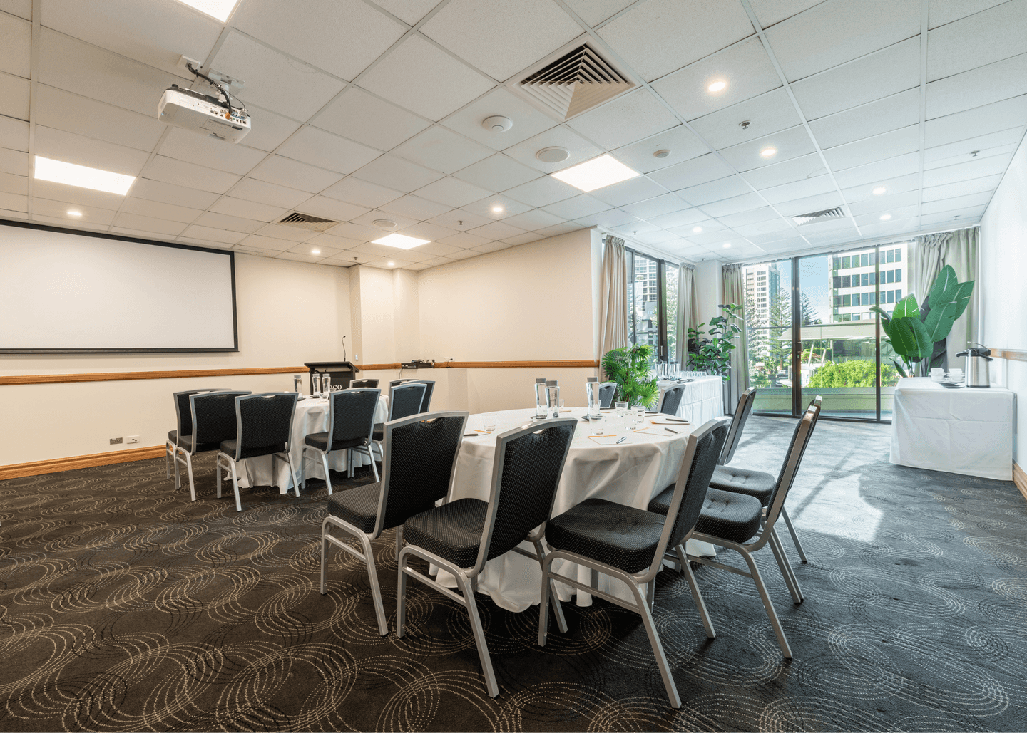 voco Gold Coast by IHG