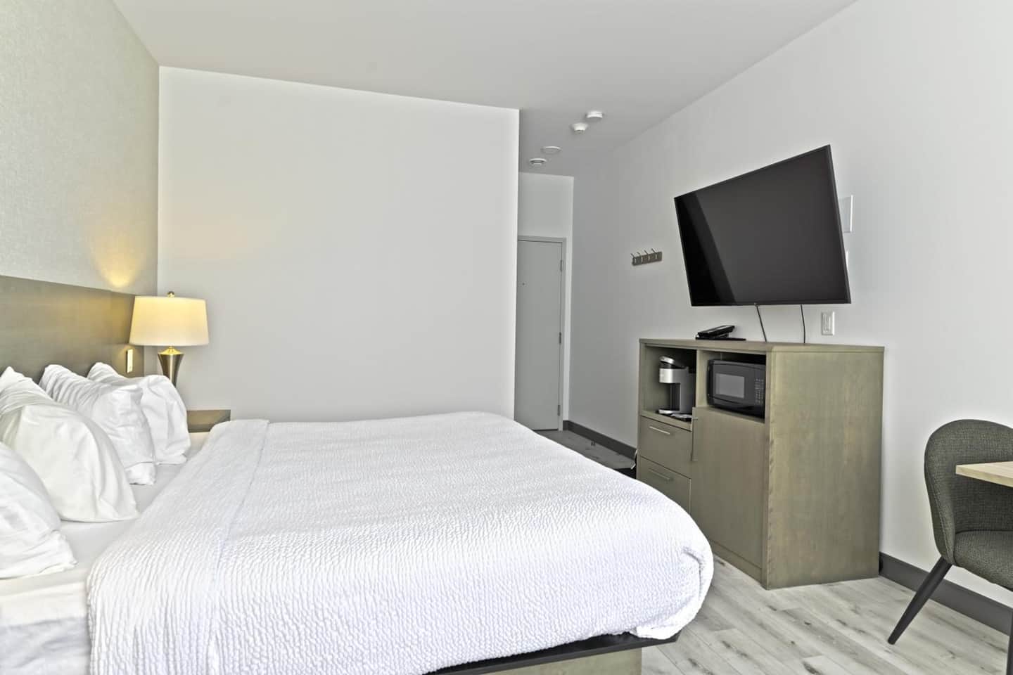 Repotel Levis