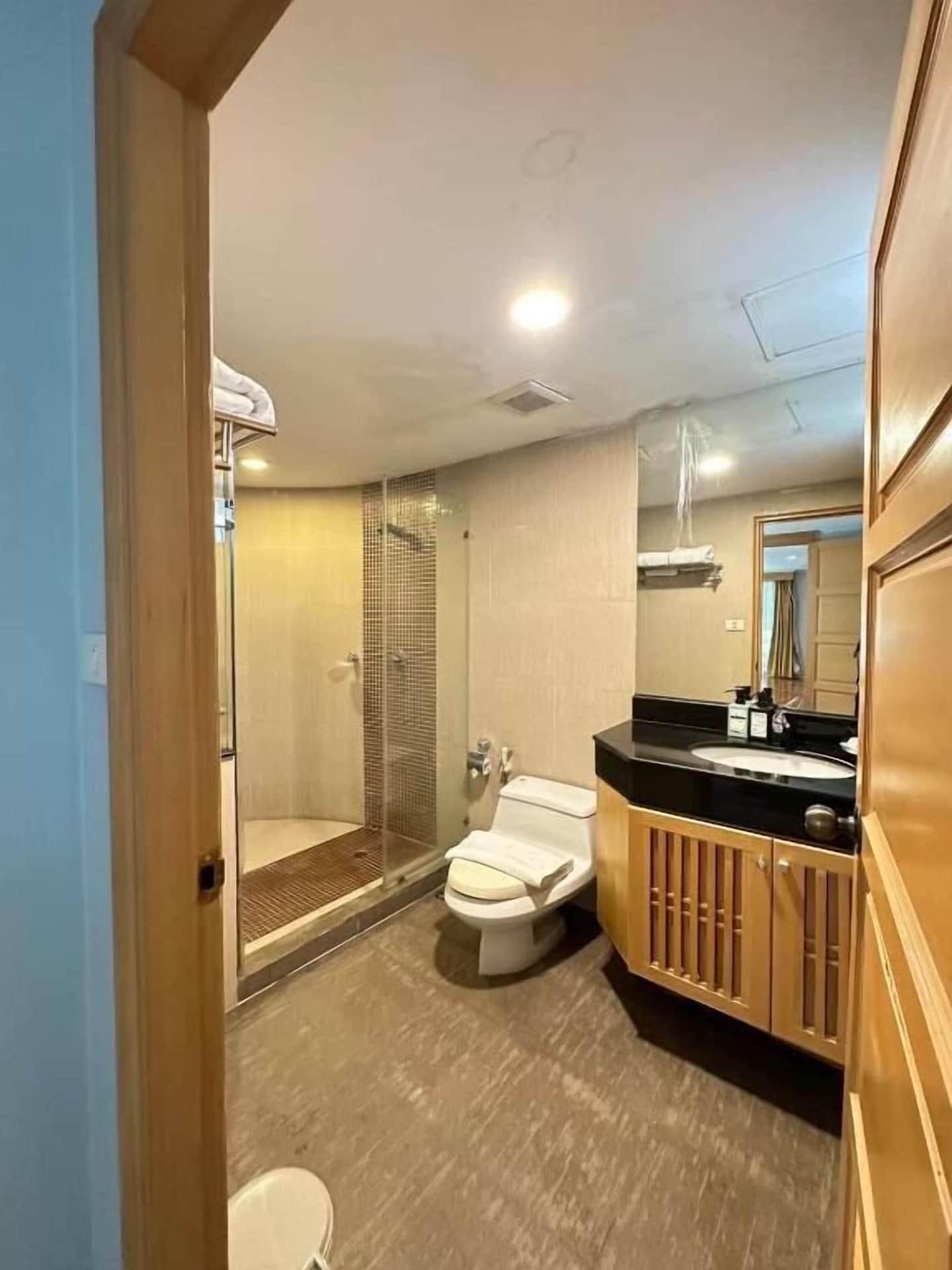 The Mercer Sukhumvit 4