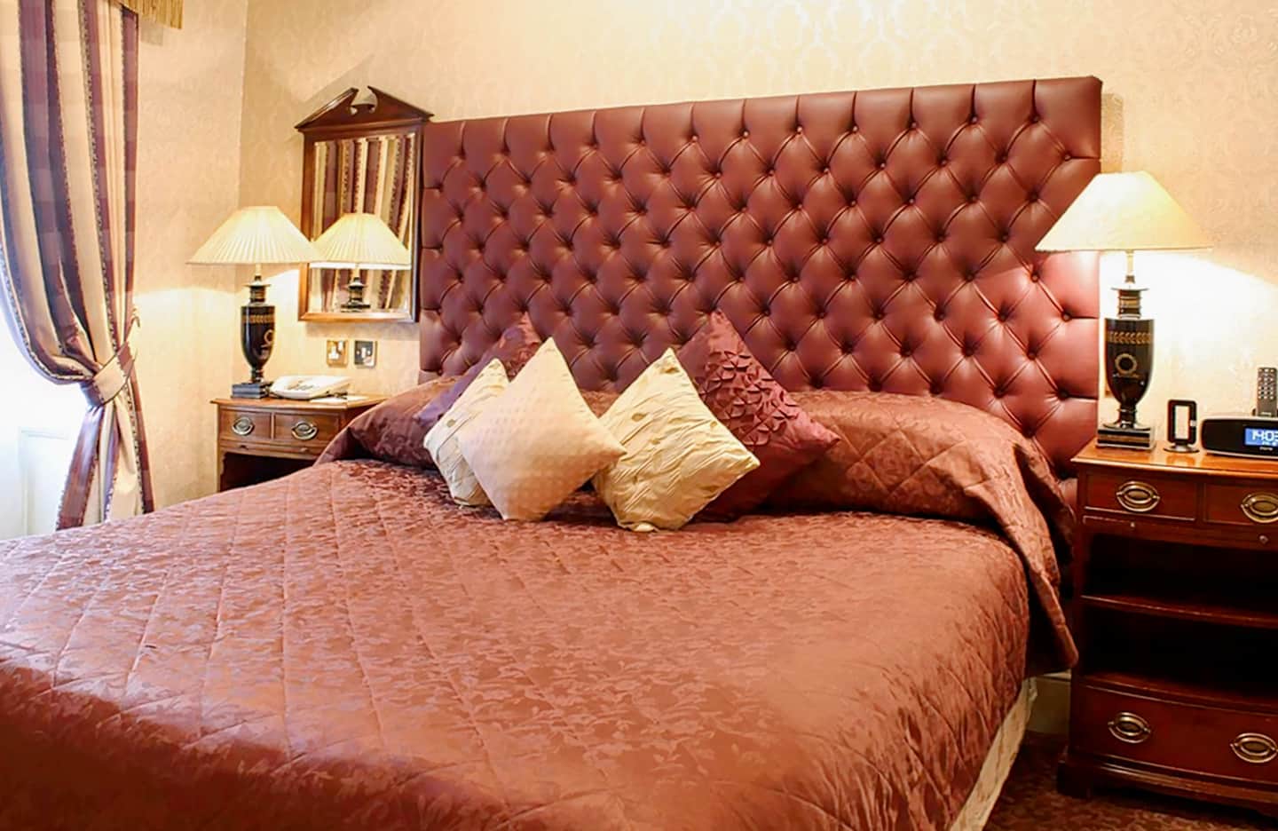 The Leonard Hotel