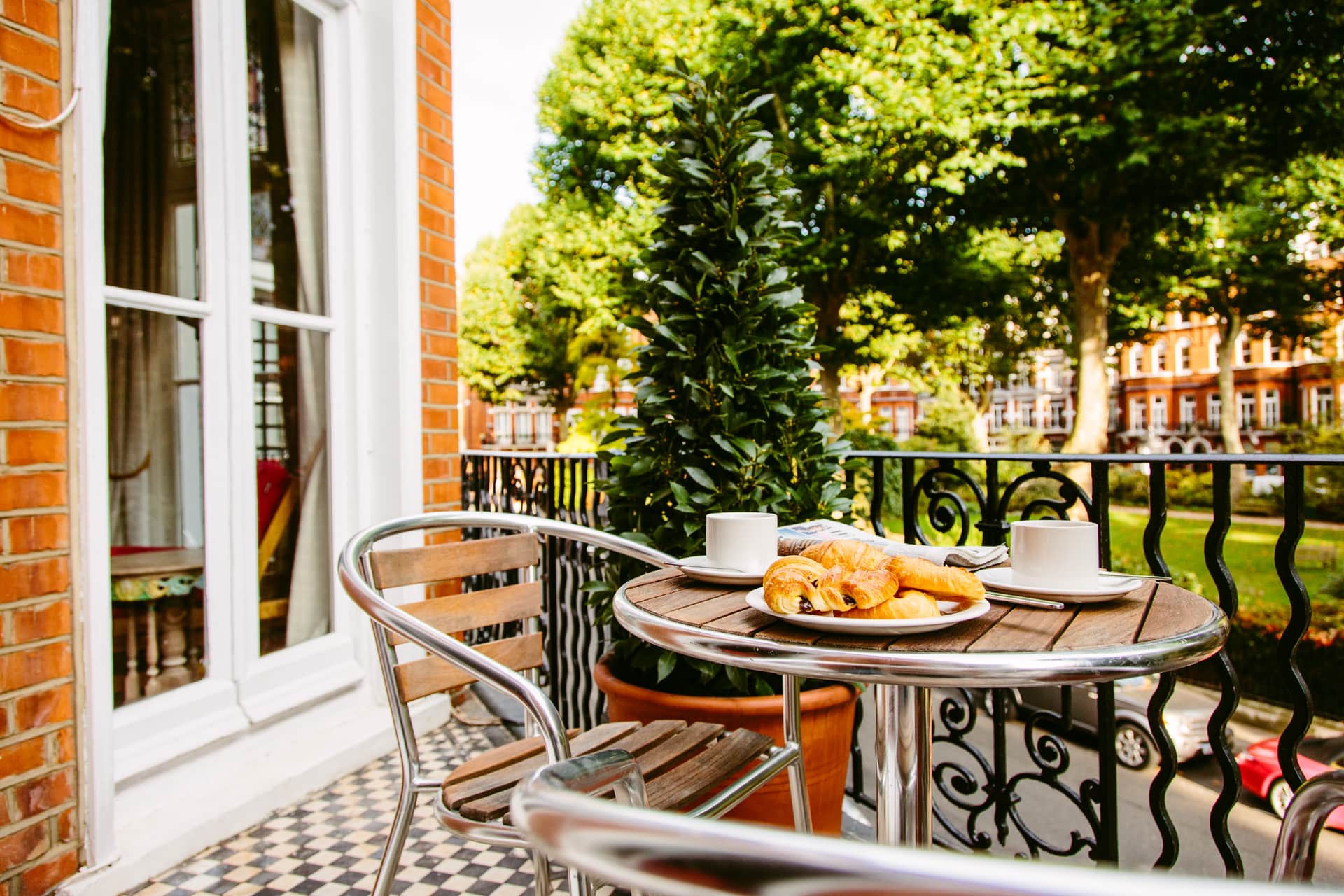Henley House Hotel