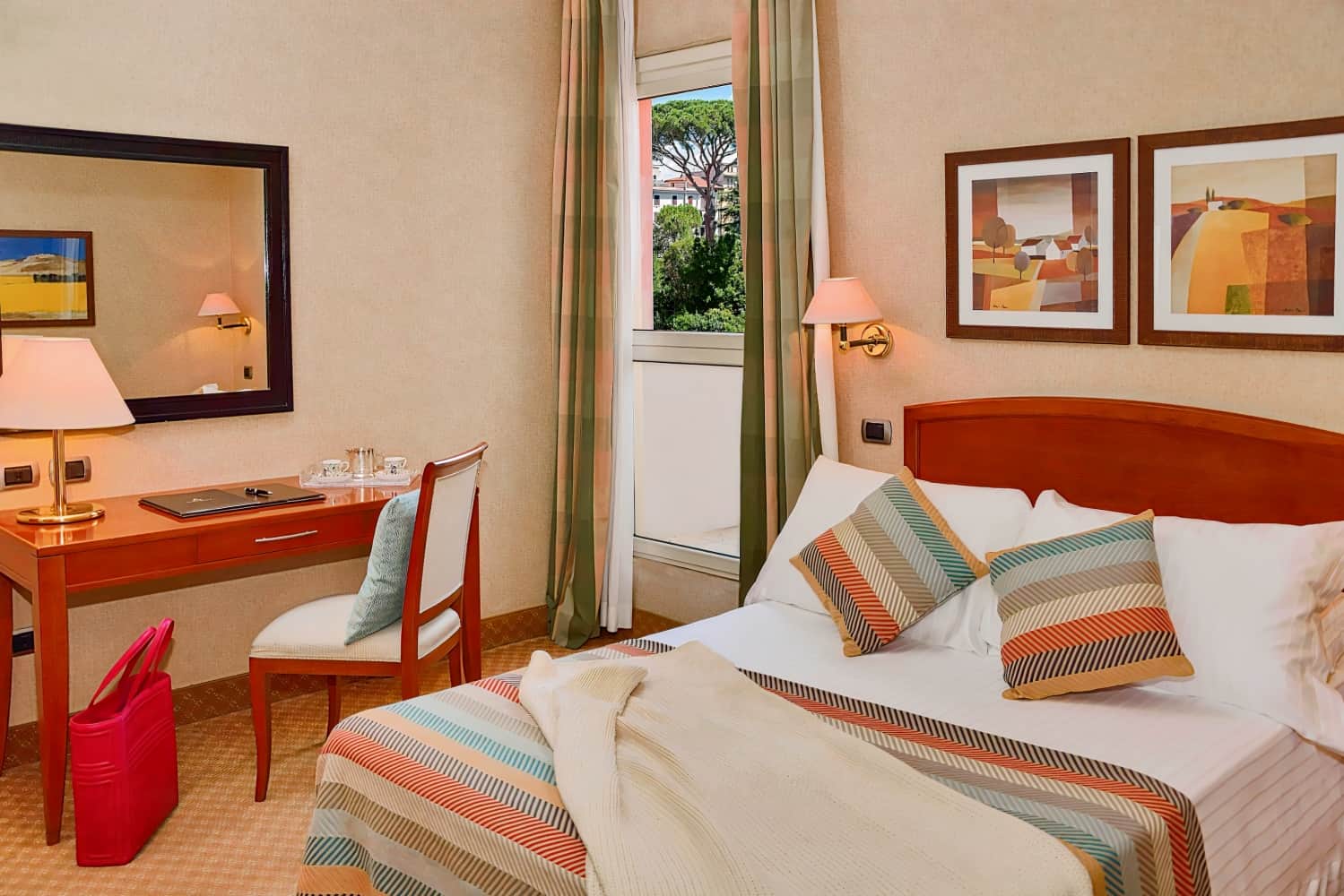 LH HOTEL LLOYD ROME