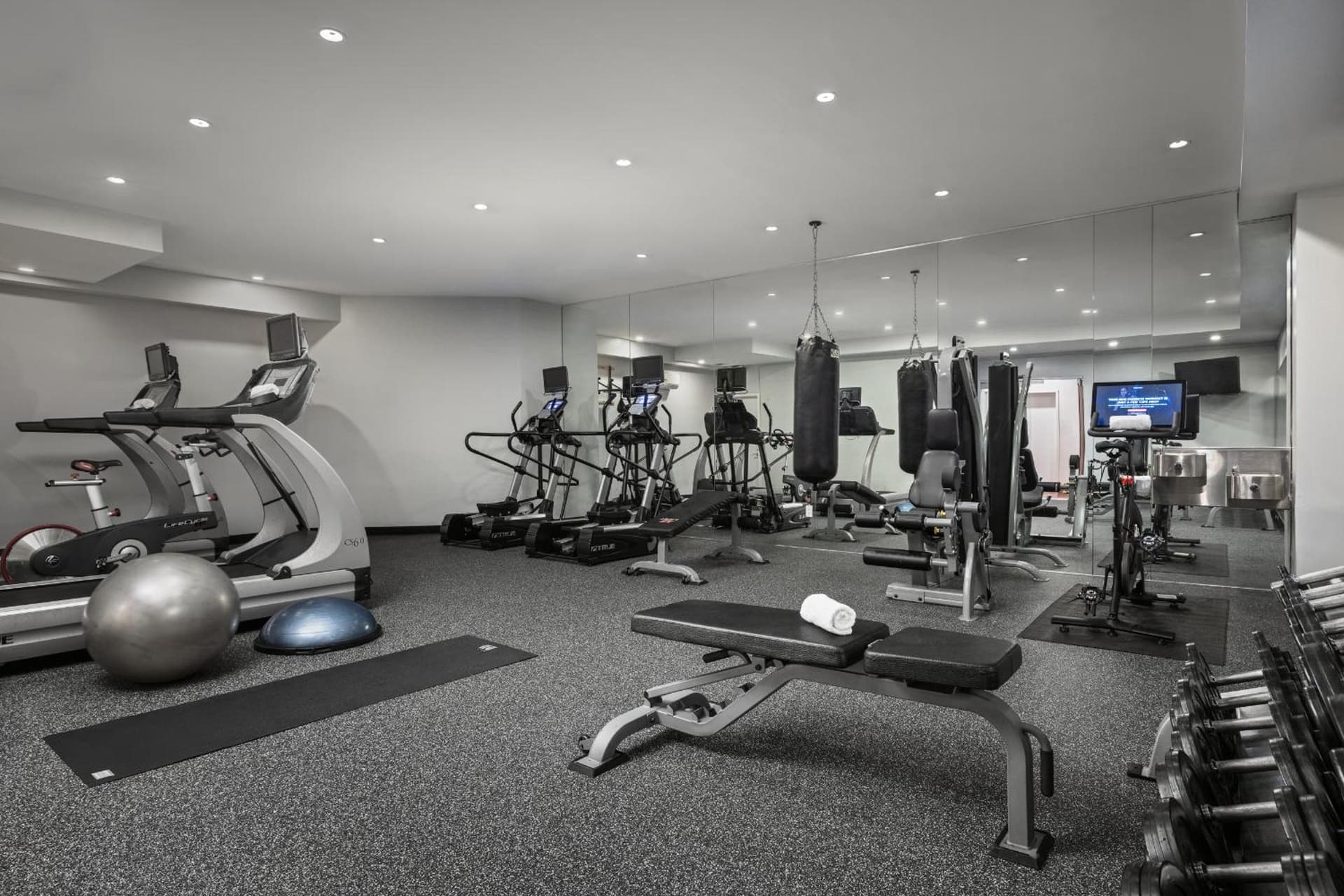 Nu Hotel Brooklyn