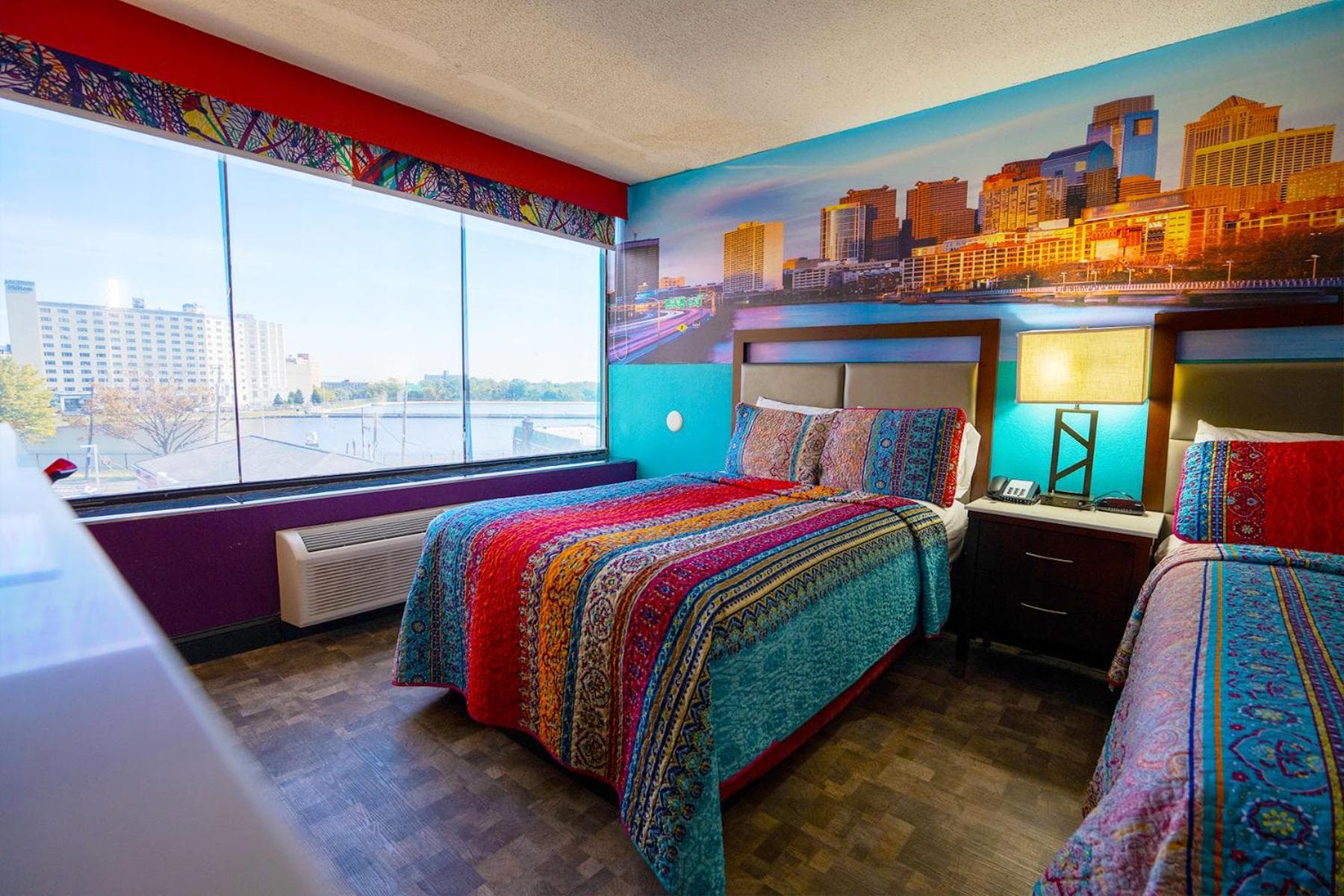 Philly Inn & Suites