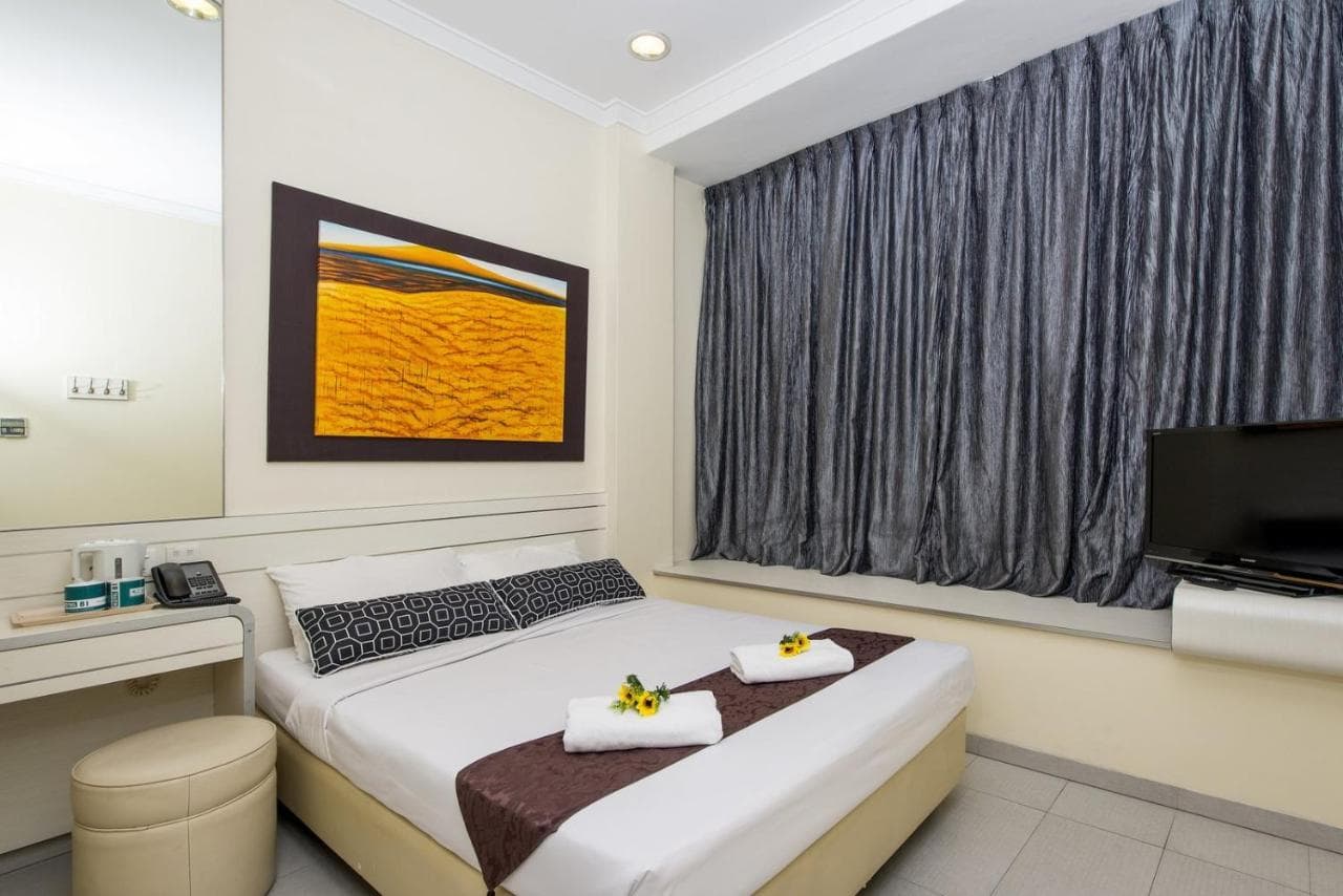 Hotel 81 Elegance