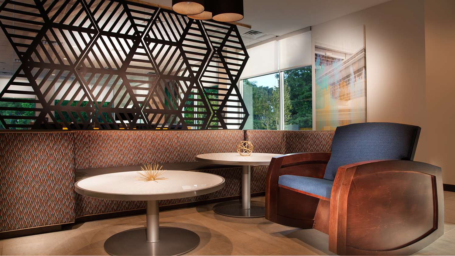 GLo Best Western Nashville Airport