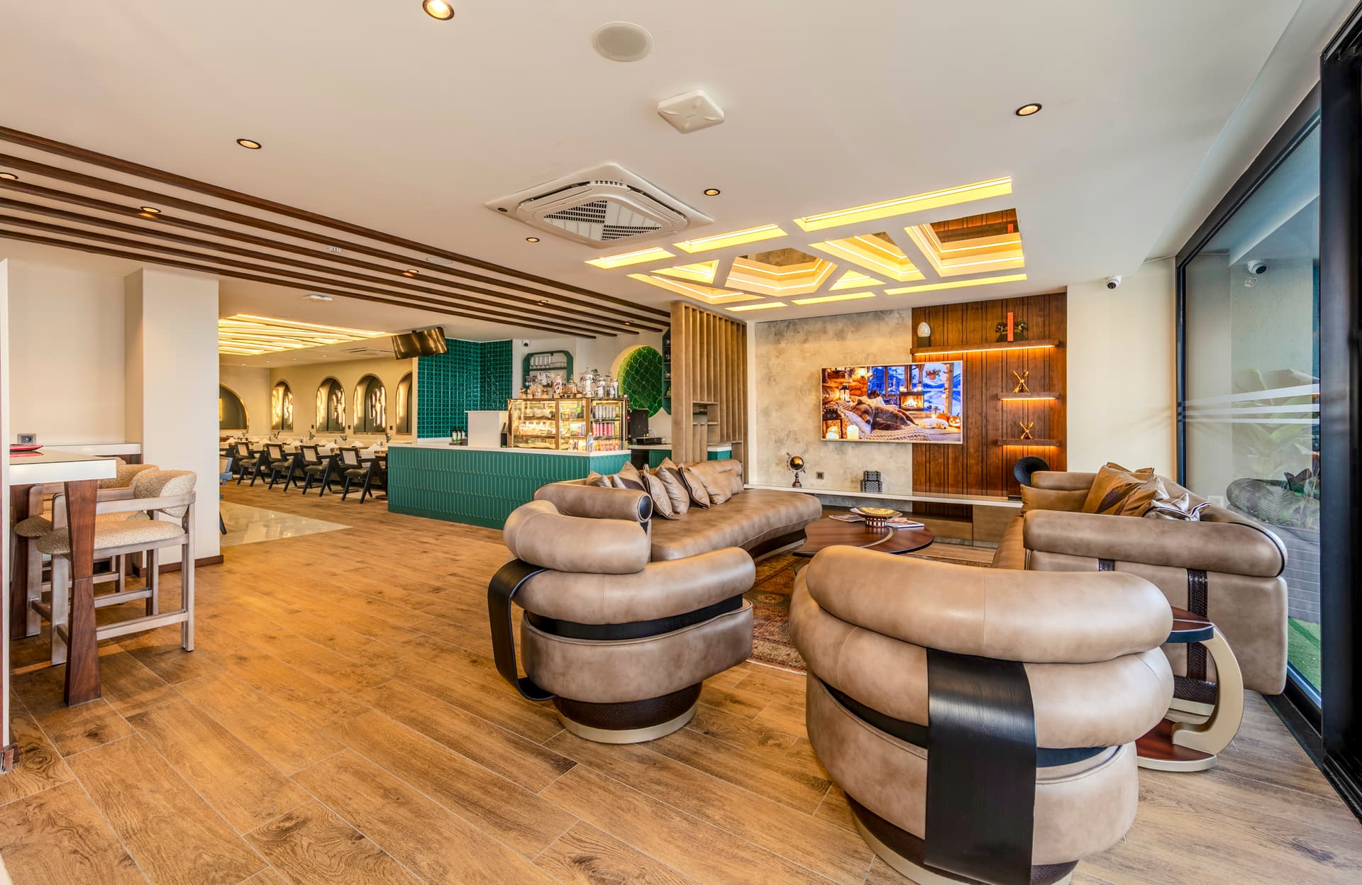 Elysian Airport Hotel
