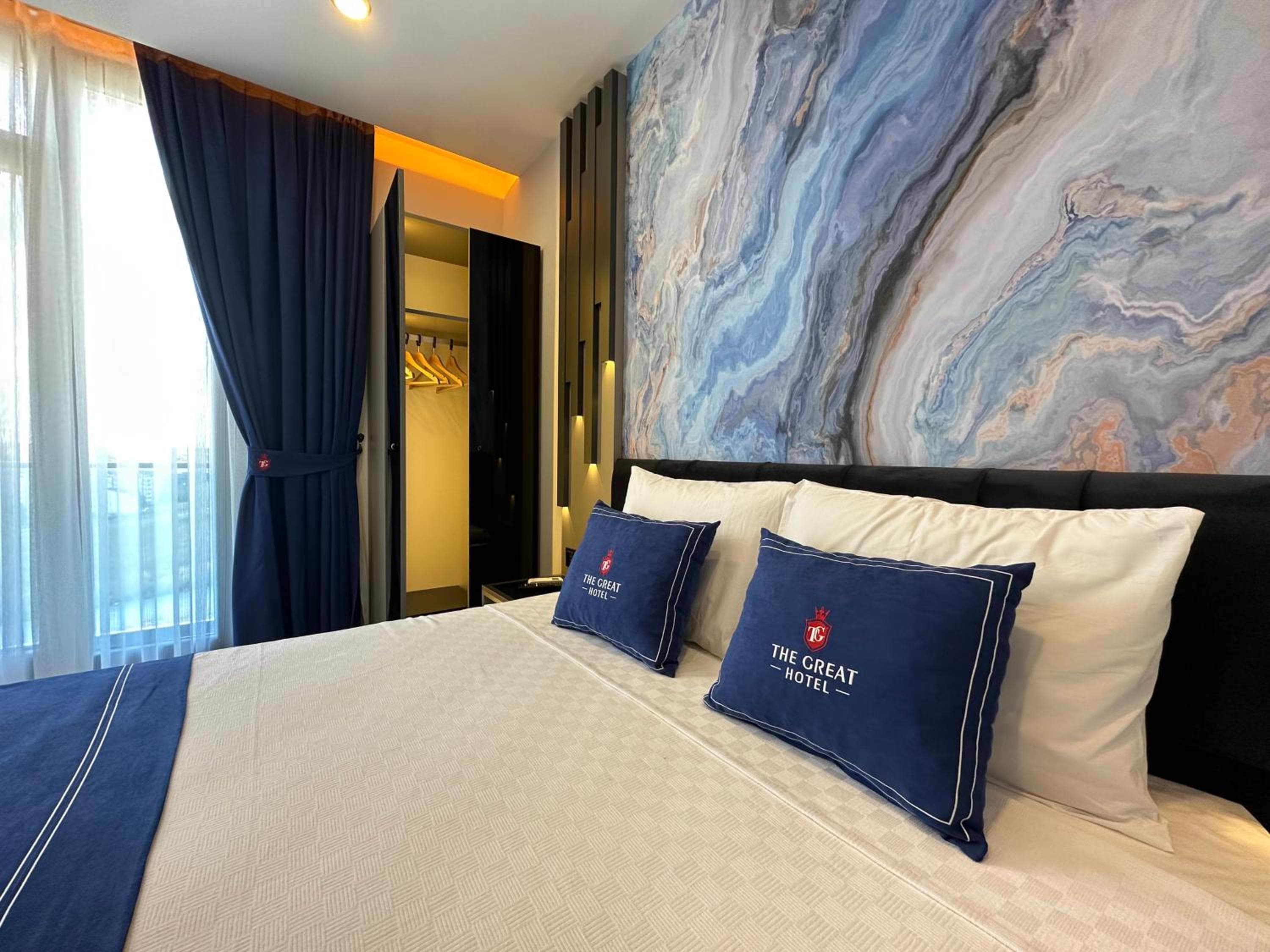 The Great Airport Hotel