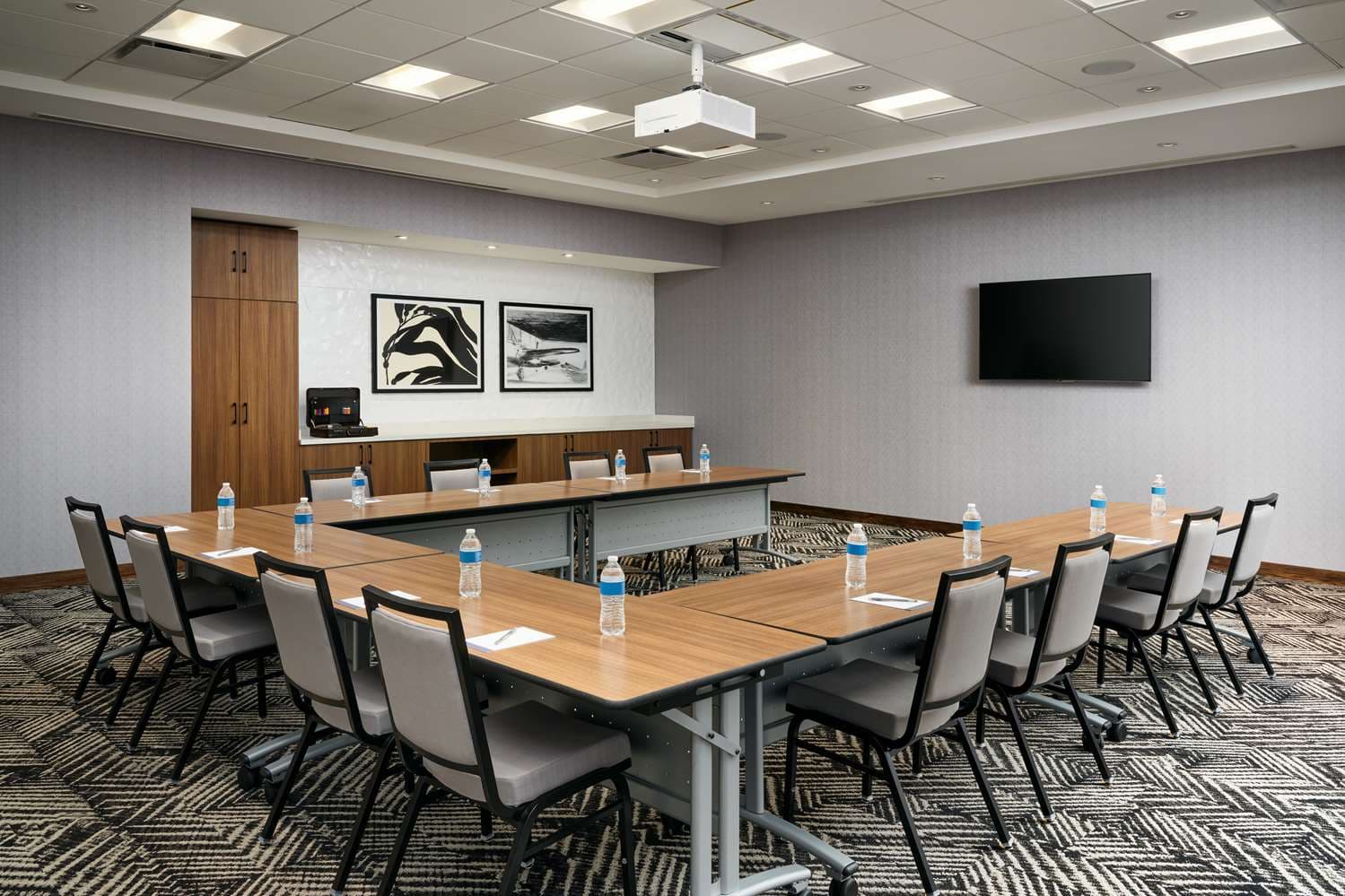 Hyatt Place Melbourne Airport