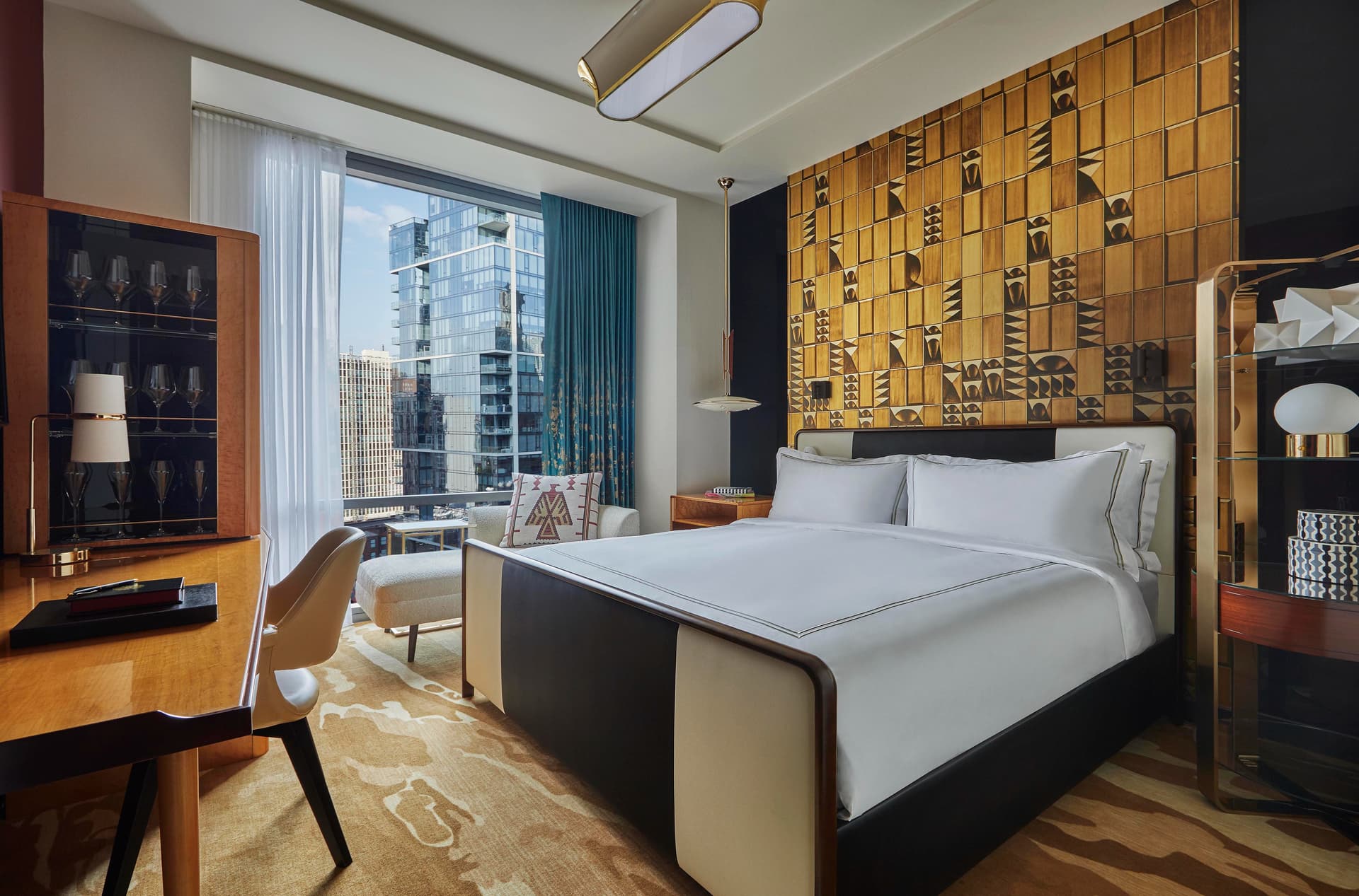 Viceroy Chicago