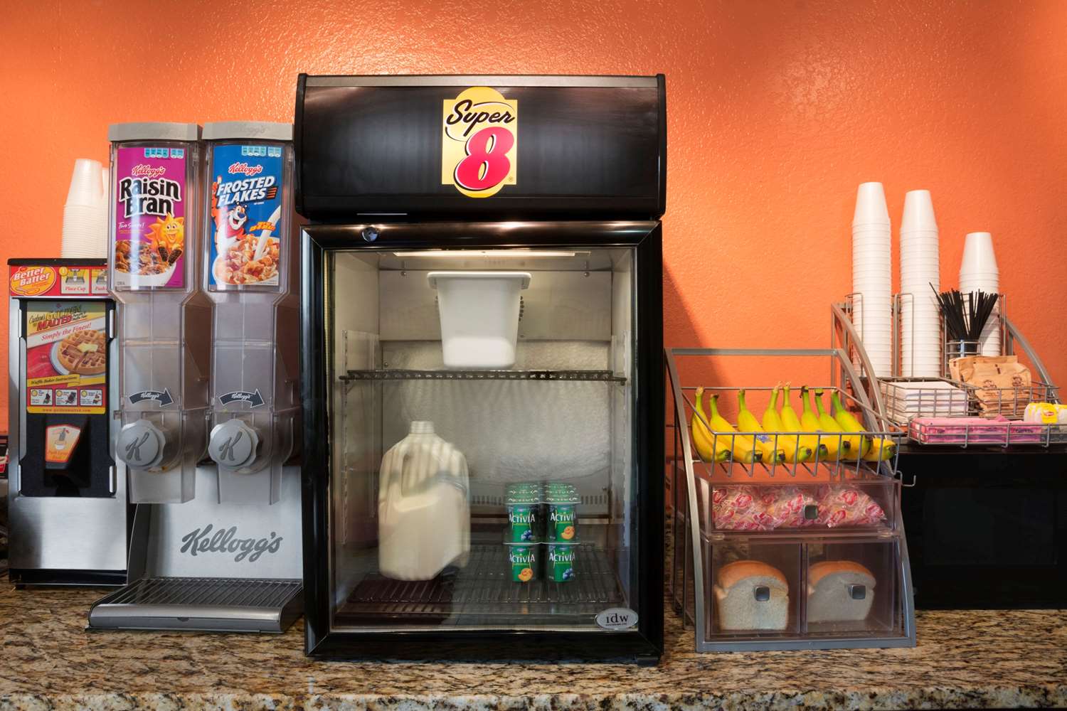 Super 8 by Wyndham Charlotte University