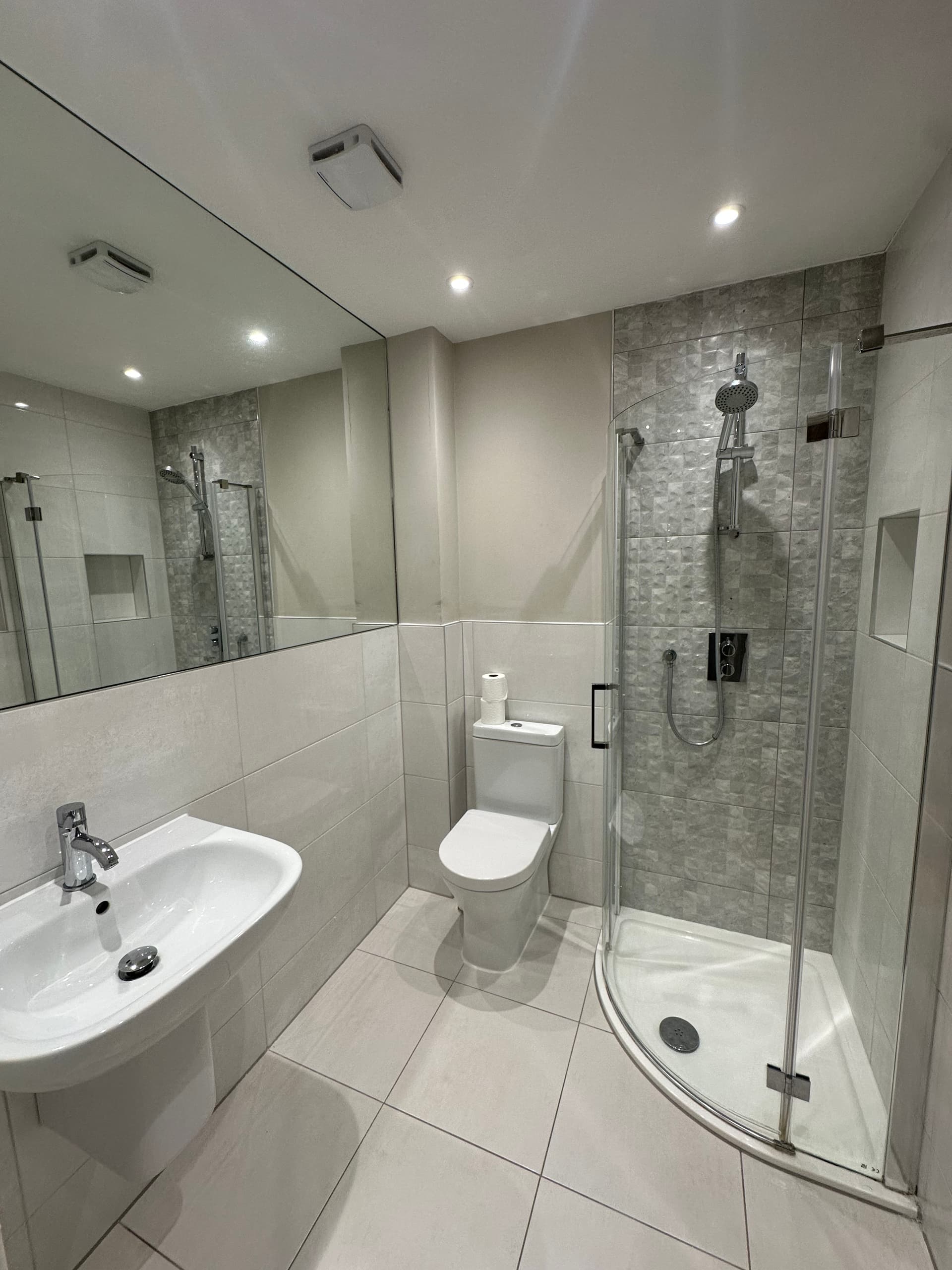 Wendover Arms Hotel