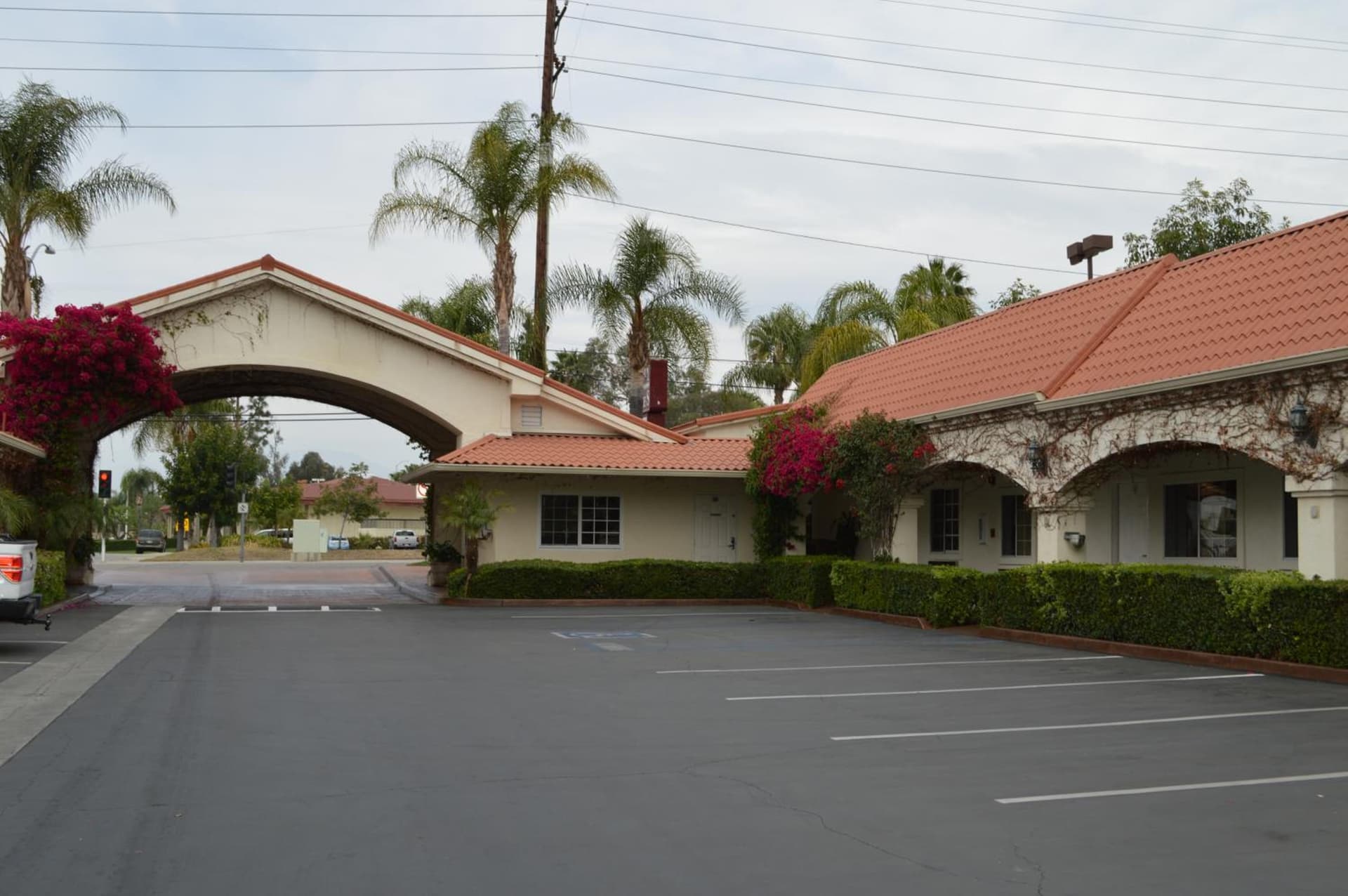 Dynasty Suites Redlands