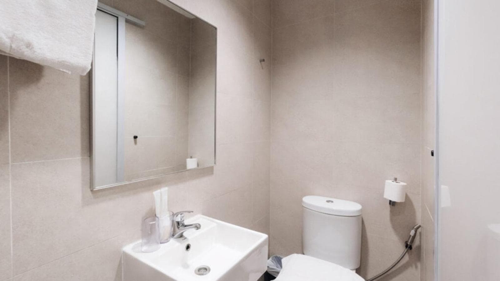 Hotel Calmo Hamilton