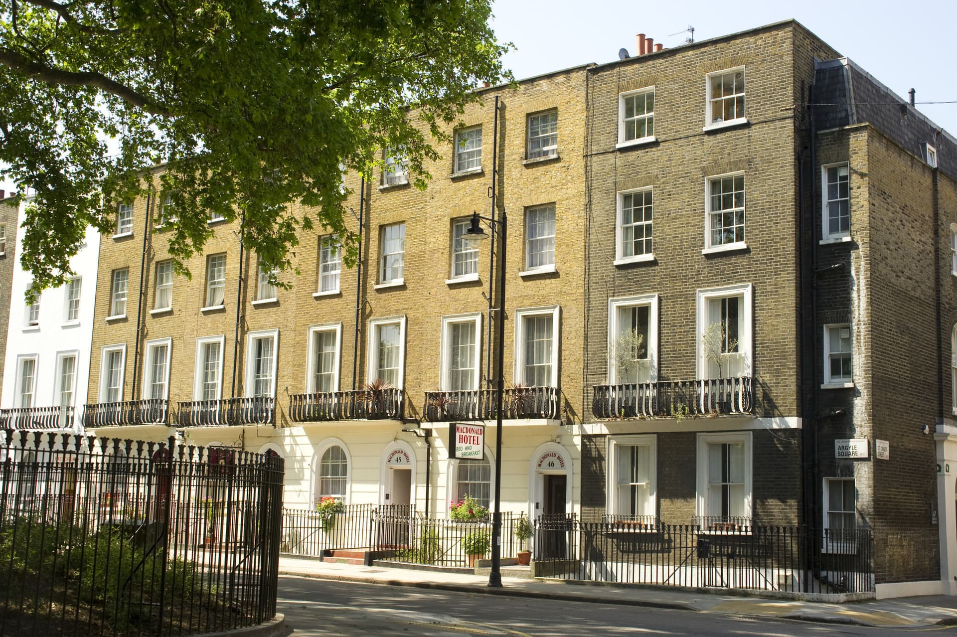 Macdonald Hotel