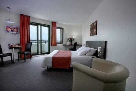 (Dayuse-pascher) Villa Bellagio Villejuif
