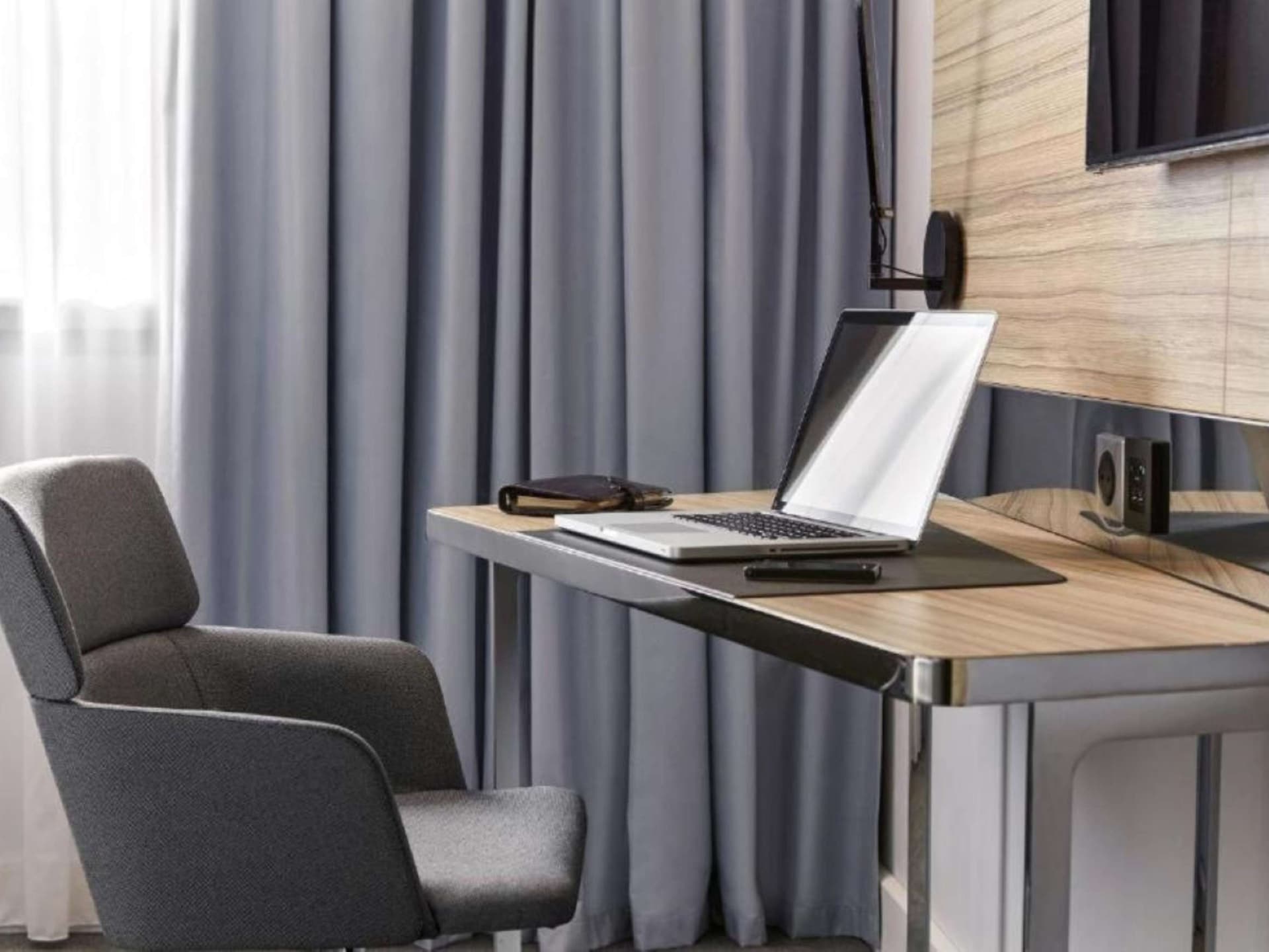 Novotel Valence Sud