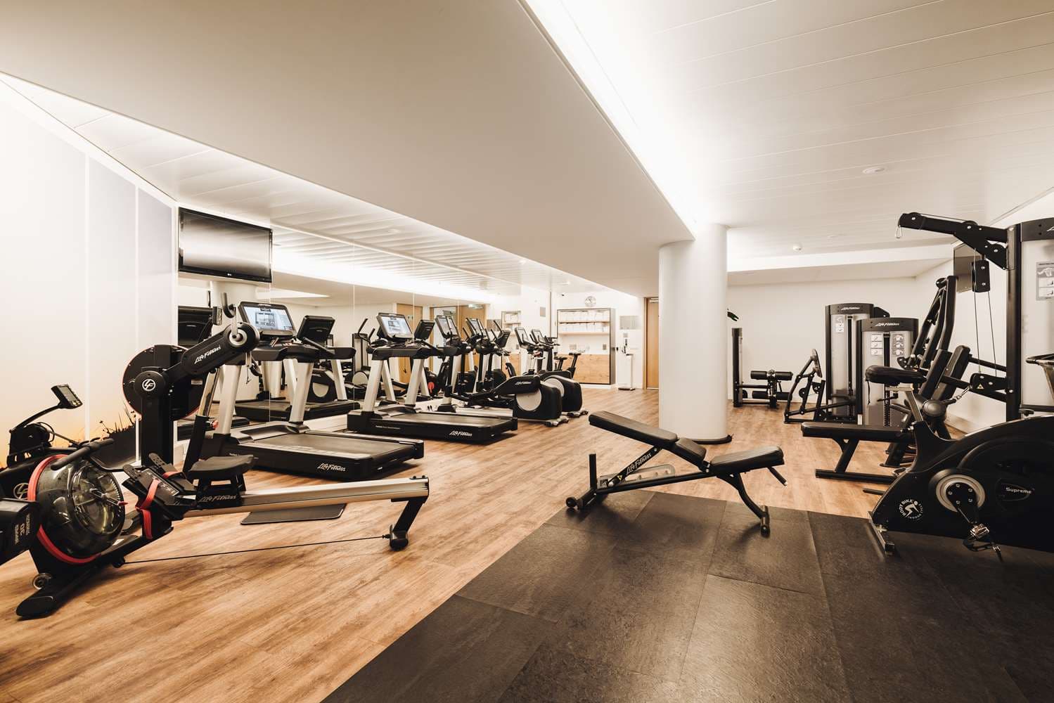 DoubleTree by Hilton Amsterdam Centraal Station