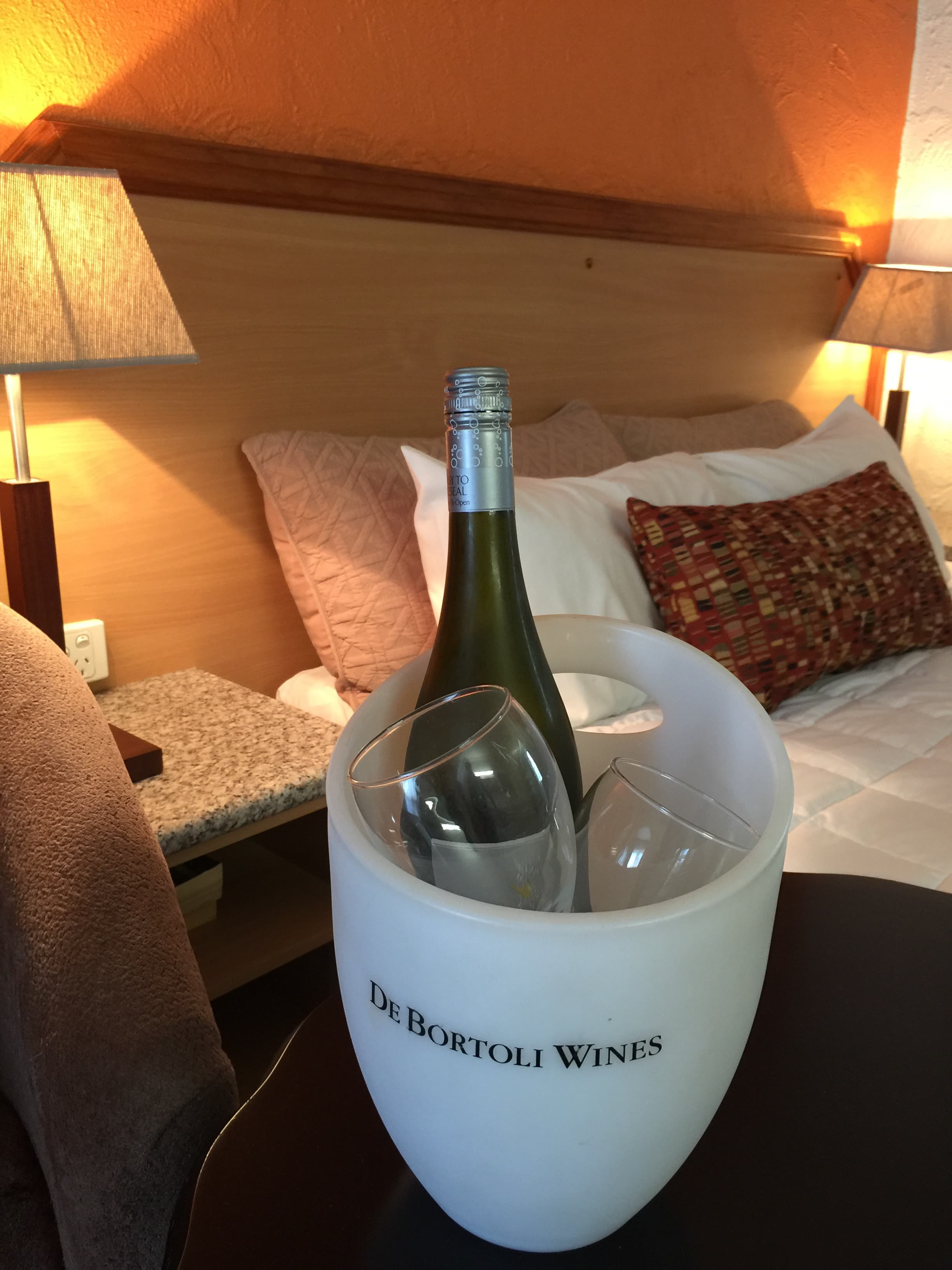 Airport Hacienda Motel