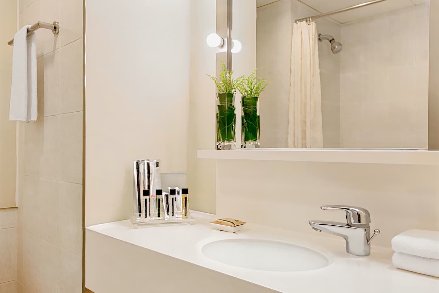 JEN Hong Kong by Shangri-La