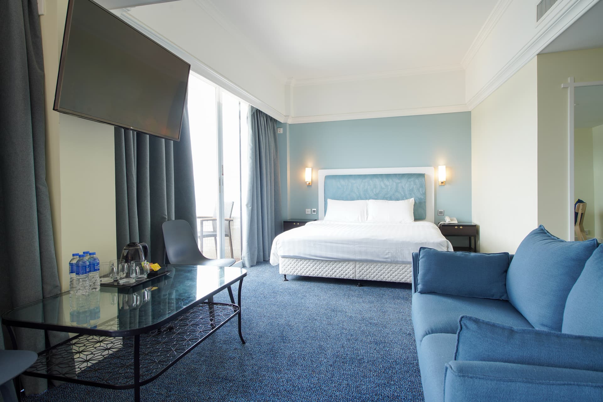 Warwick Hotel