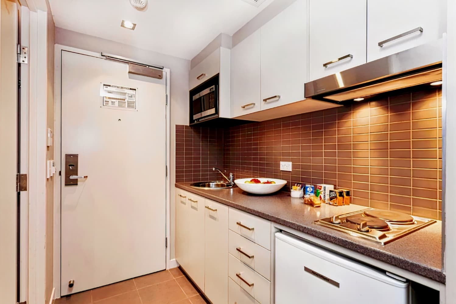Quest Serviced Apartments Mascot