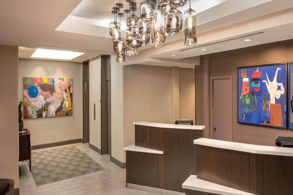 DoubleTree by Hilton Hotel Chicago-Schaumburg