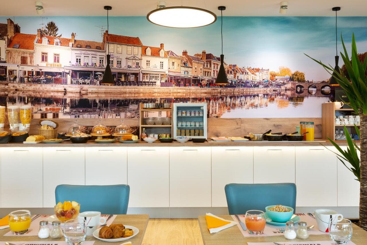 Brit Hôtel Confort Amiens