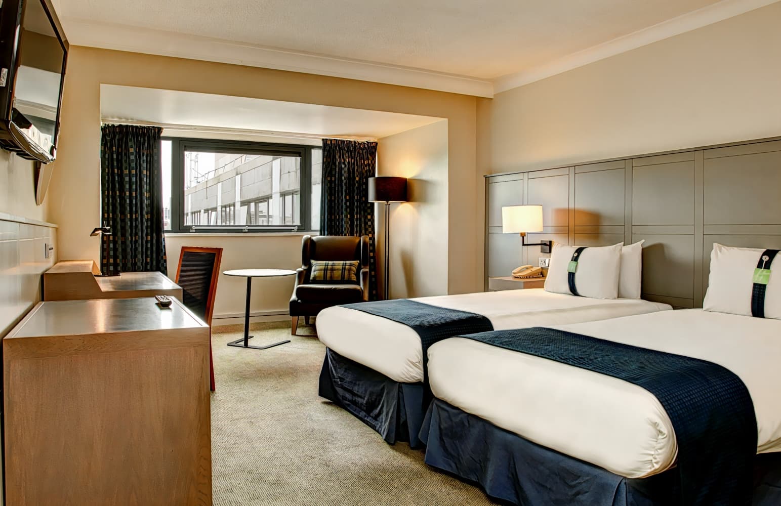 Holiday Inn Cardiff City