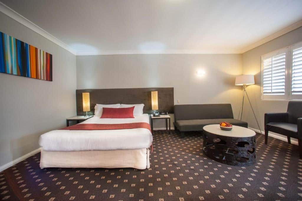 Ramada Hotel & Suites Sydney Cabramatta