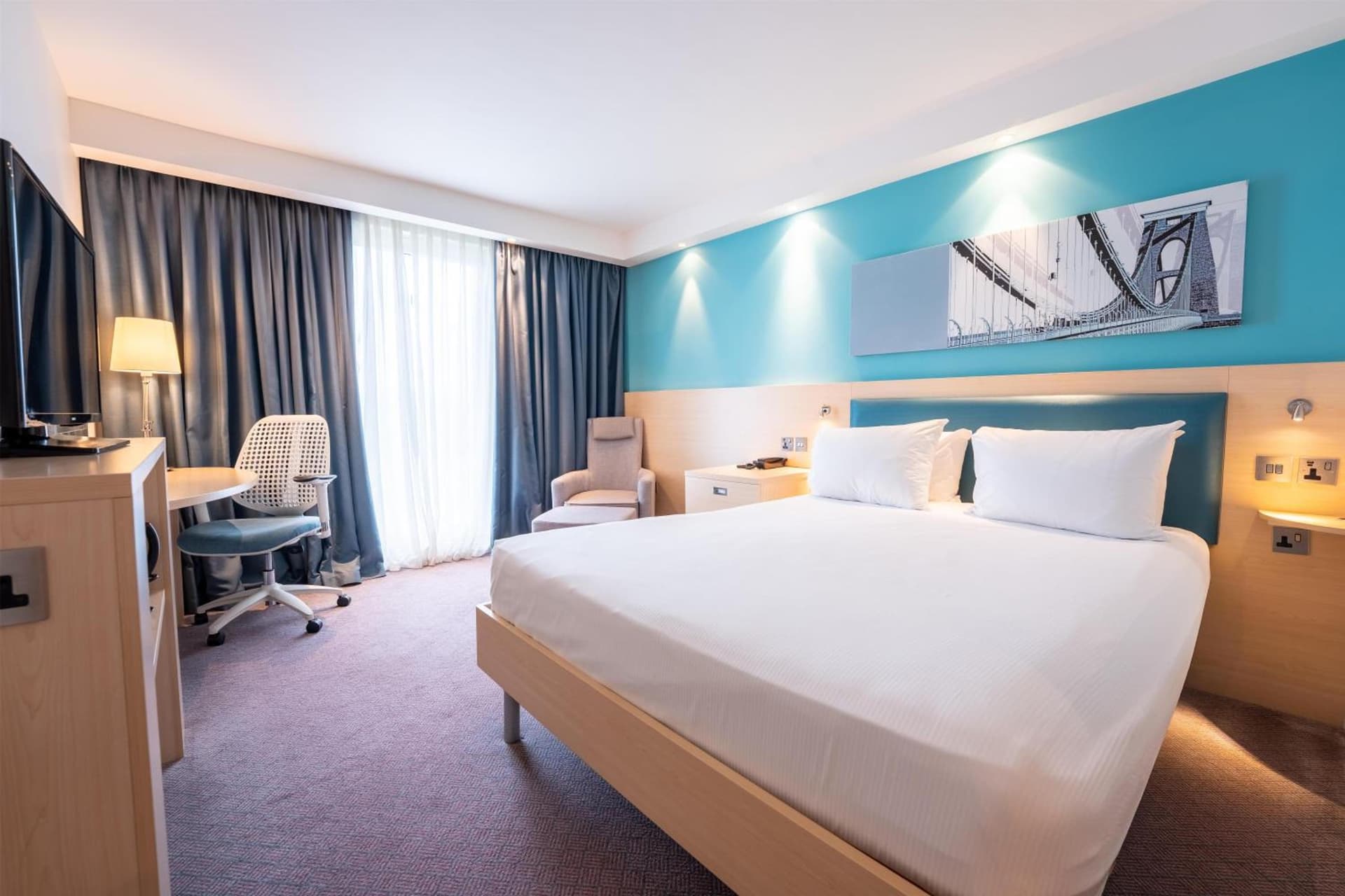 Hampton By Hilton Bristol Airport