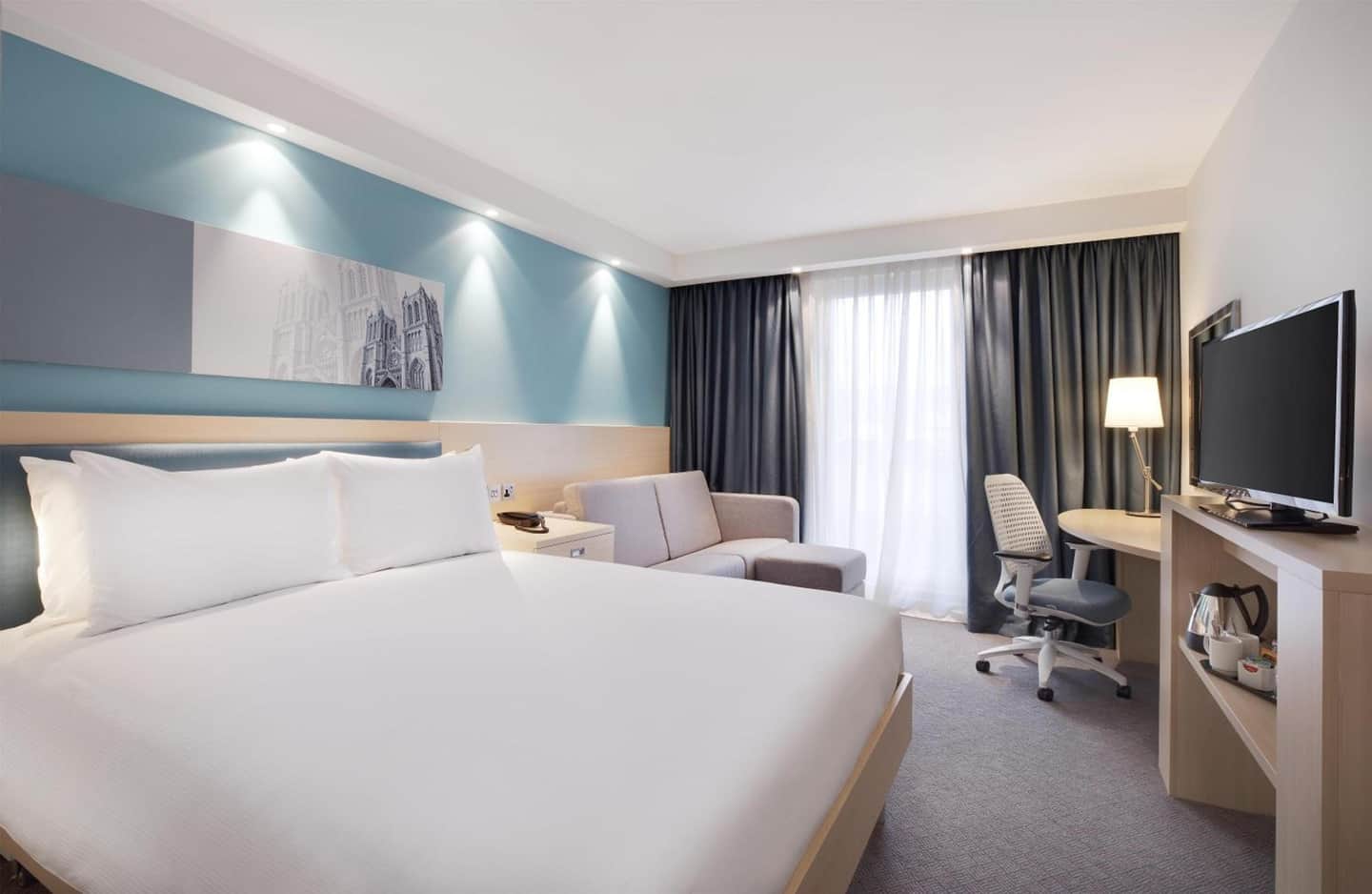 Hampton By Hilton Bristol Airport