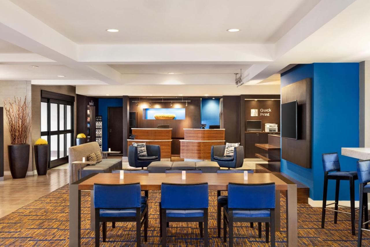 Courtyard by Marriott Sugar Land/Stafford