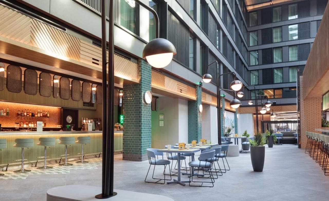 Holiday Inn London Heathrow - Bath Road by IHG