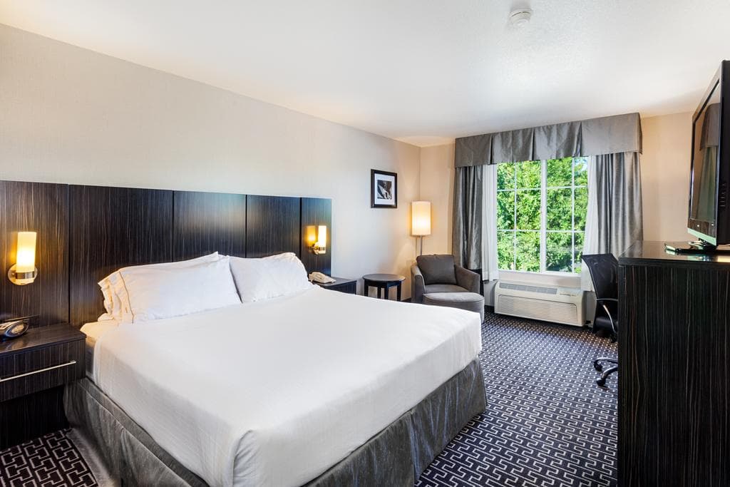 Holiday Inn Express Lancaster