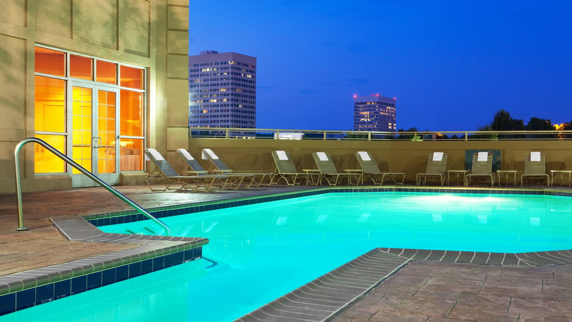 Sheraton Suites Galleria - Atlanta