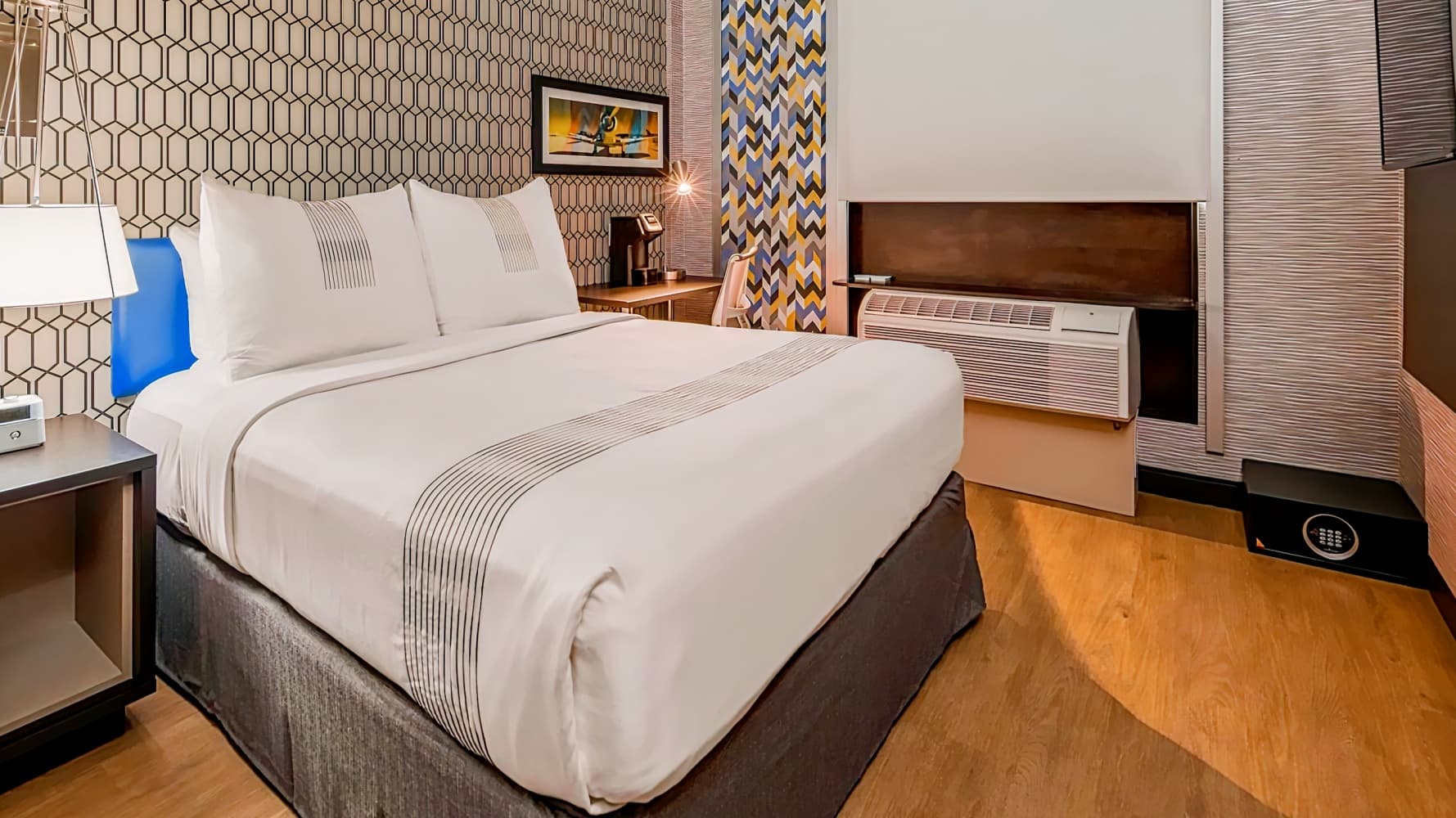 GLo Best Western Brooklyn NYC