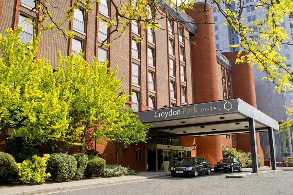 Clarion Croydon Park Hotel