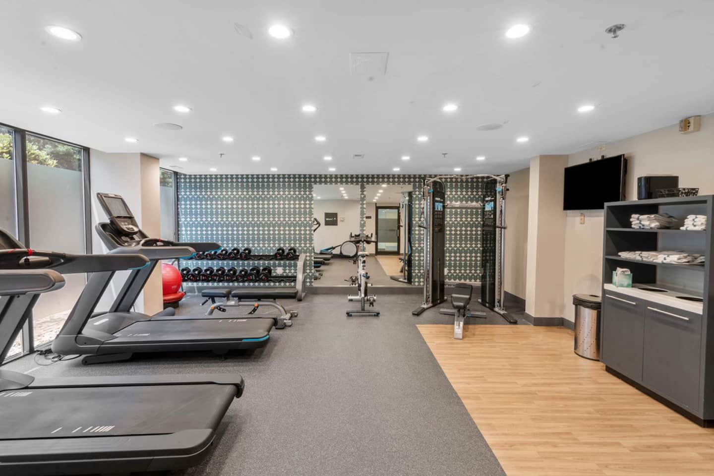 DoubleTree by Hilton South Charlotte Tyvola