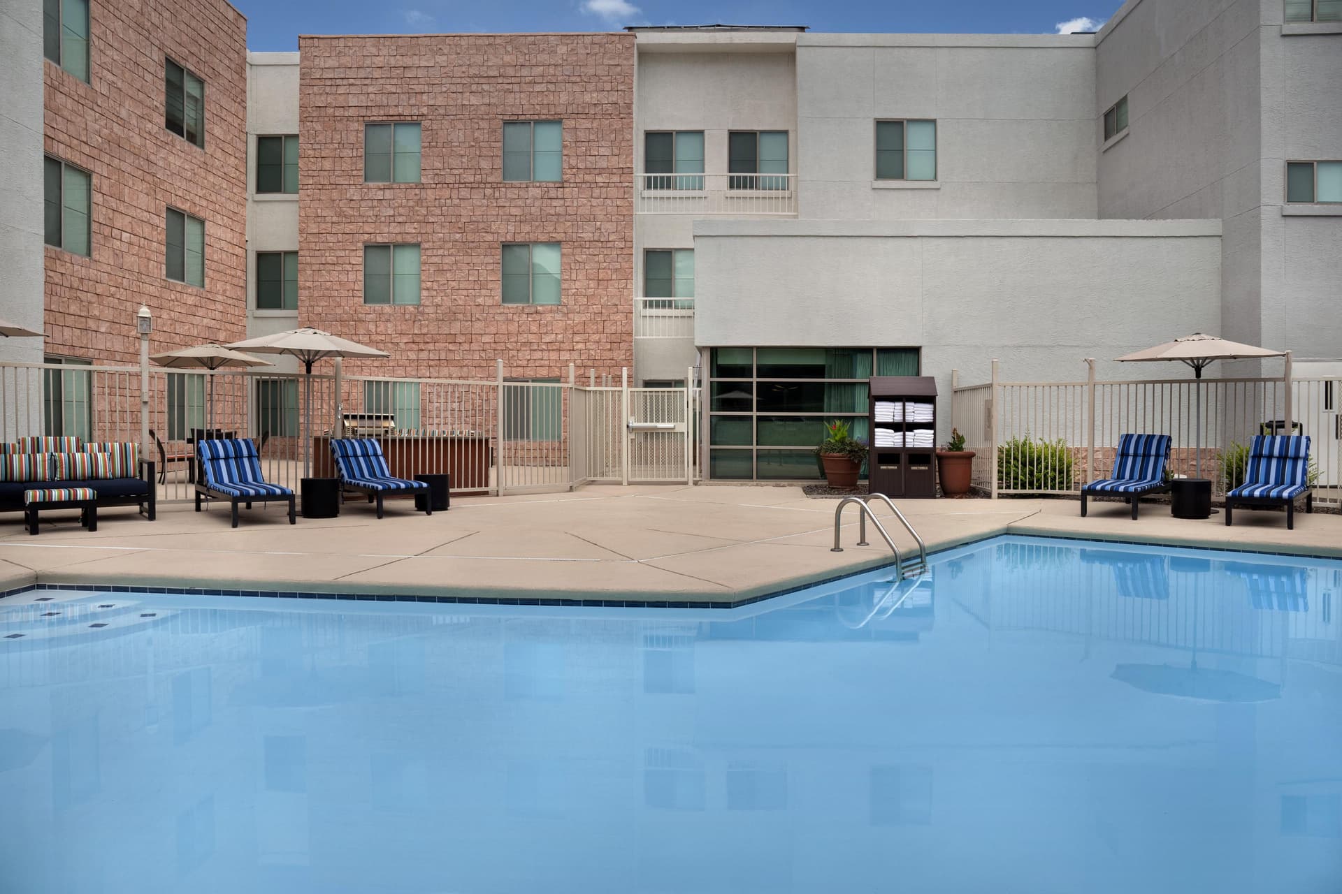 Hampton Inn & Suites Denver Tech Center