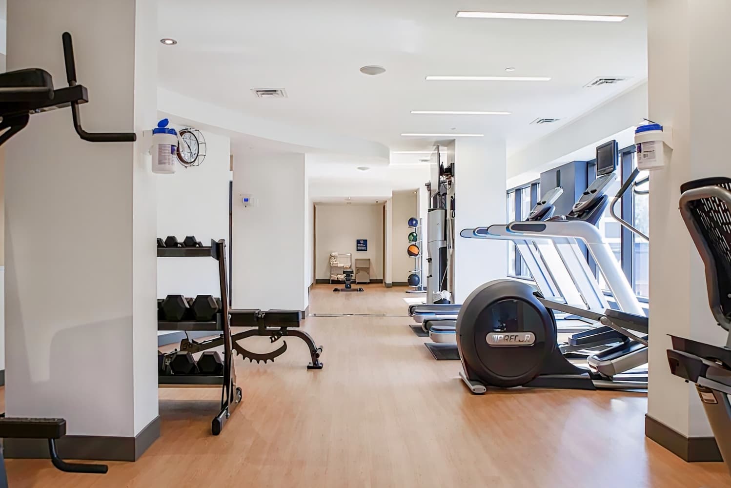 Les Suites Hotel Ottawa